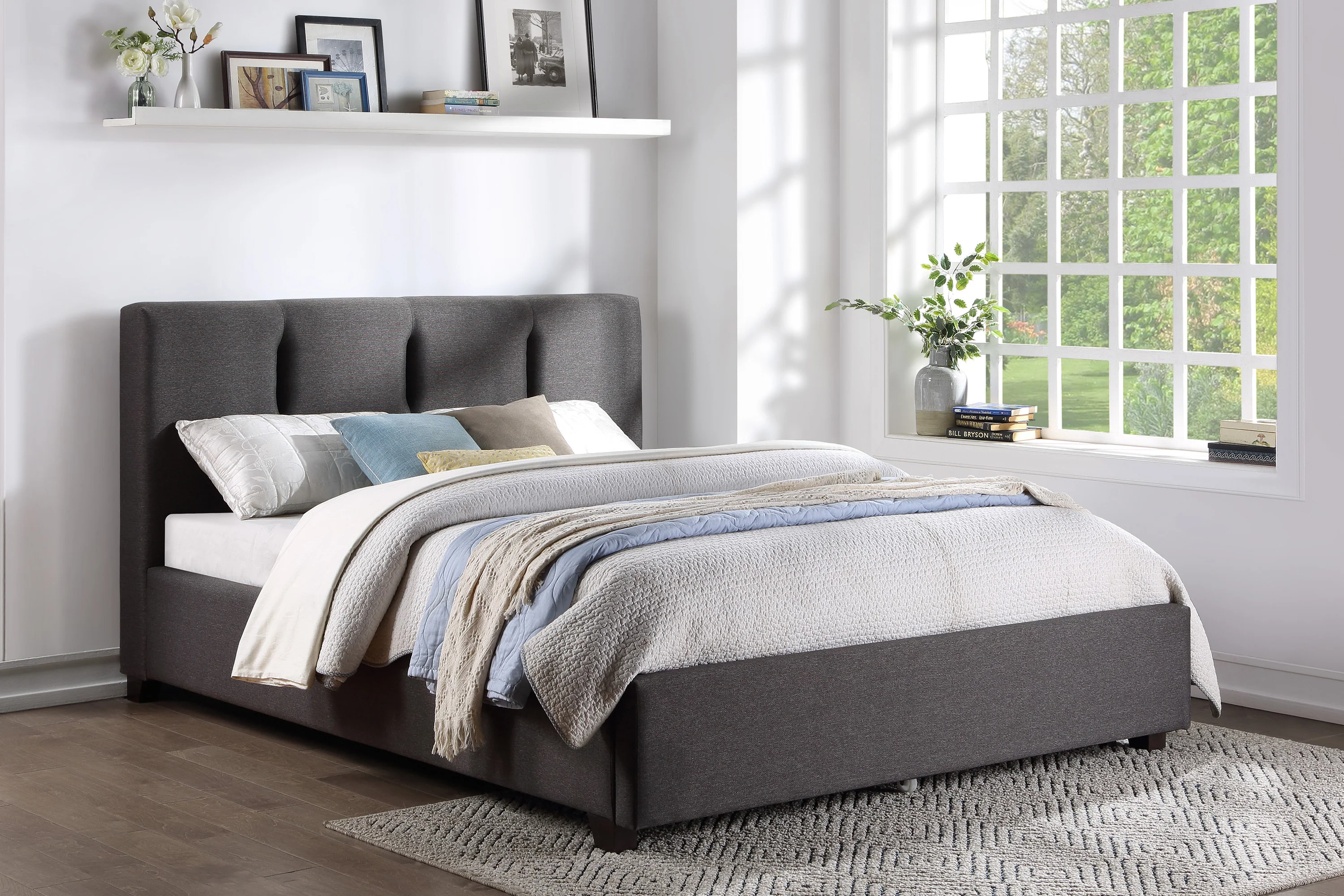 Aitana (3) California King Platform Bed - Image 4