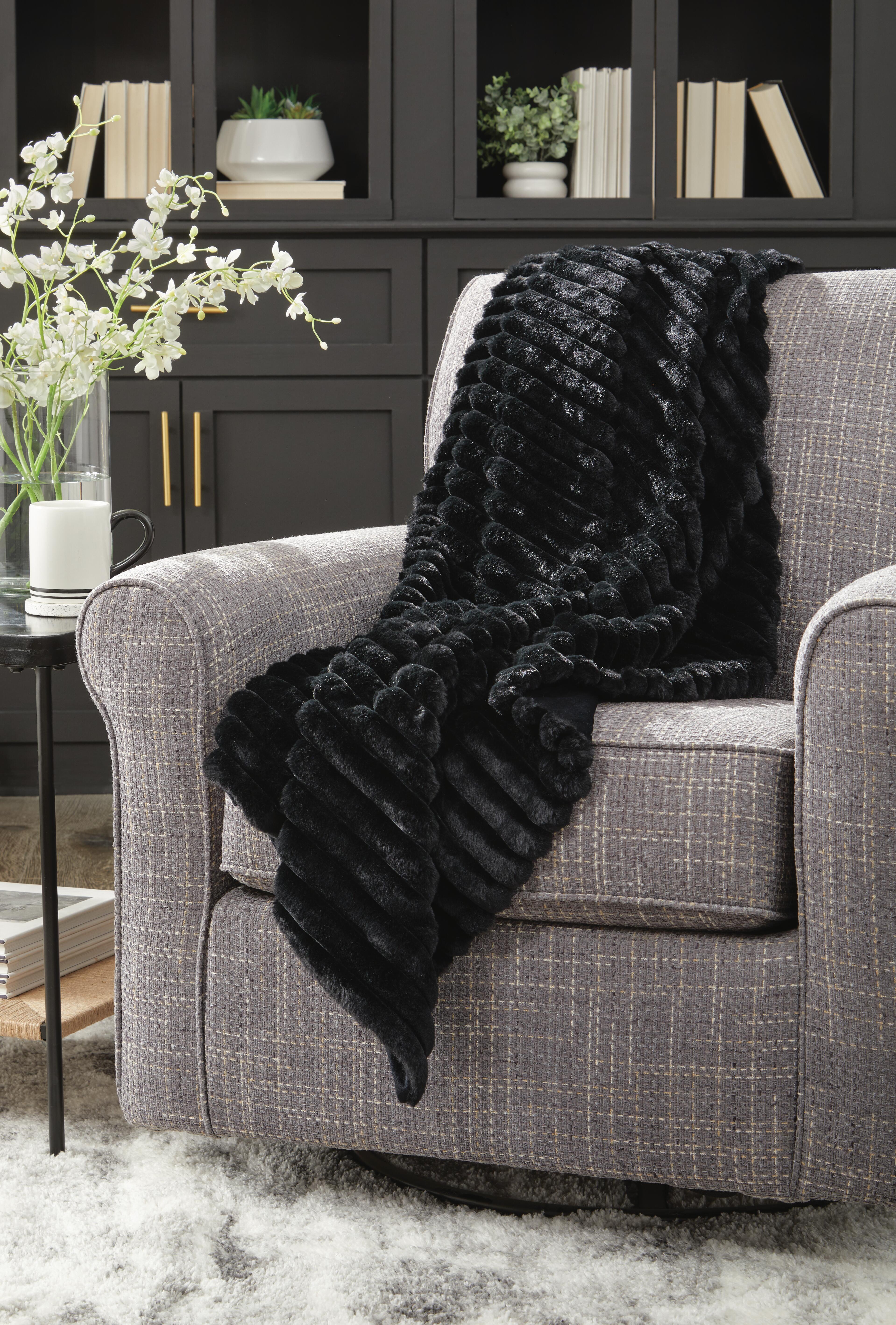Alsonwell Throw - Image 14