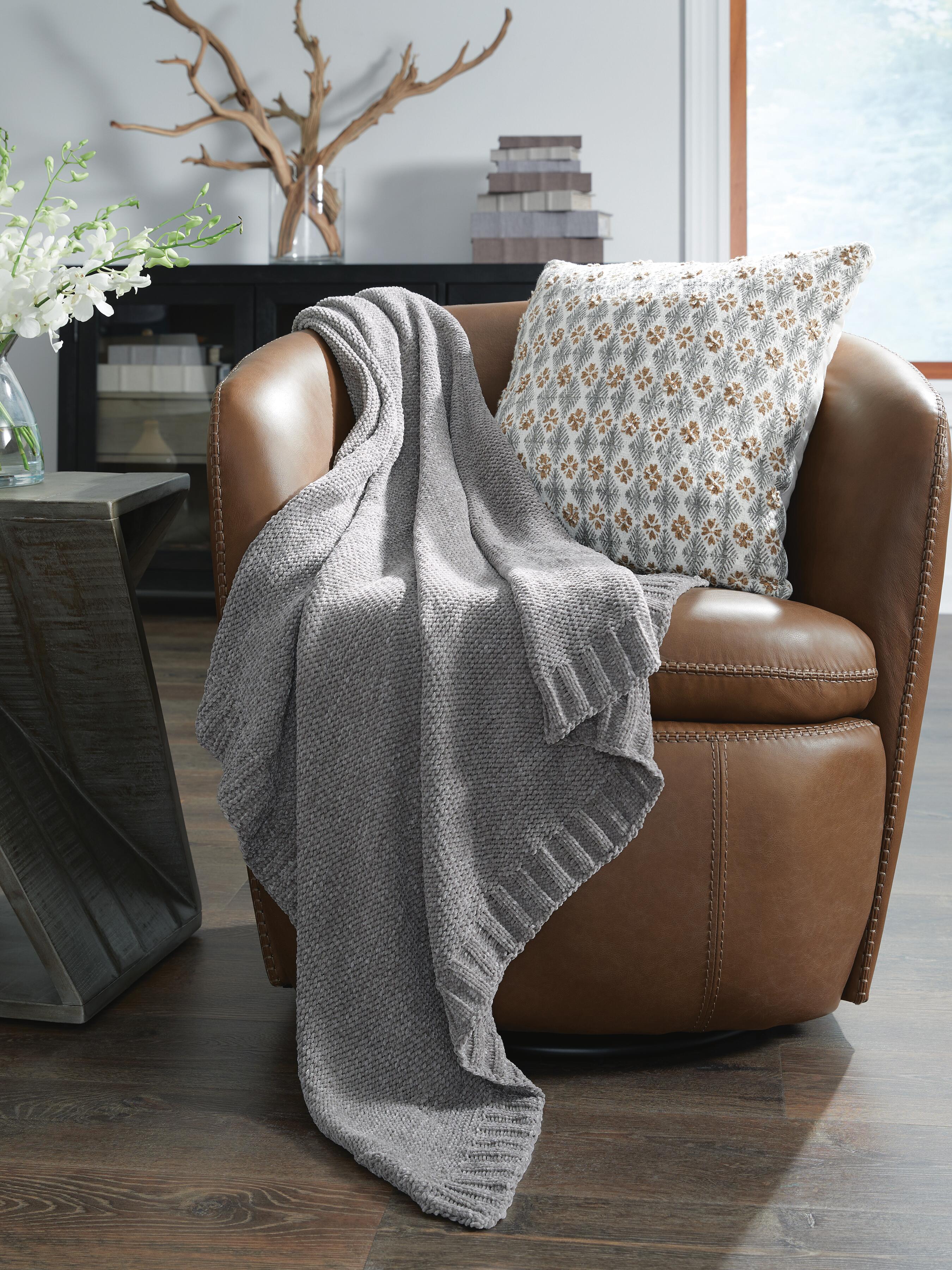 Anawood Throw - Image 6