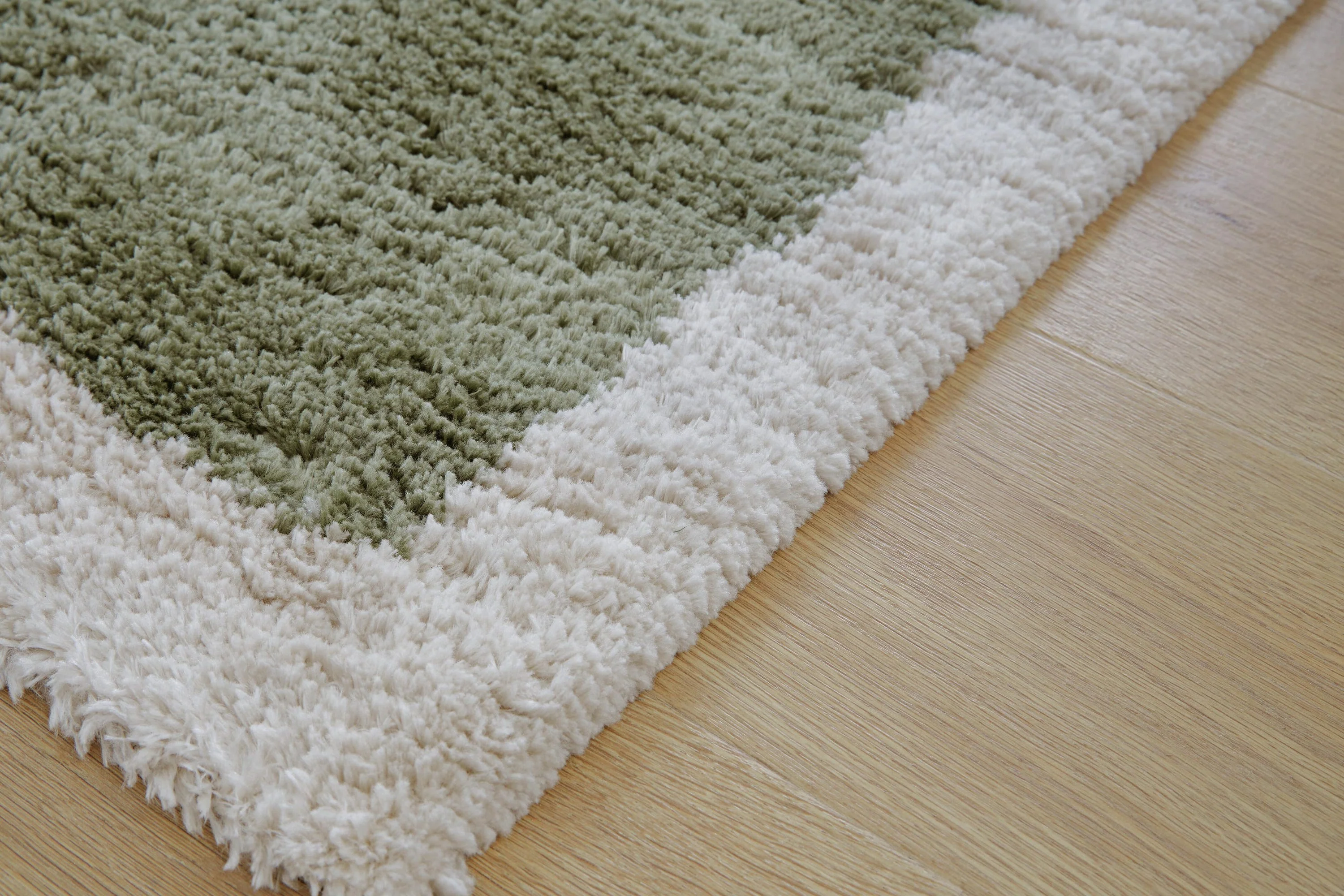 Anburgh Rug Large - Image 3