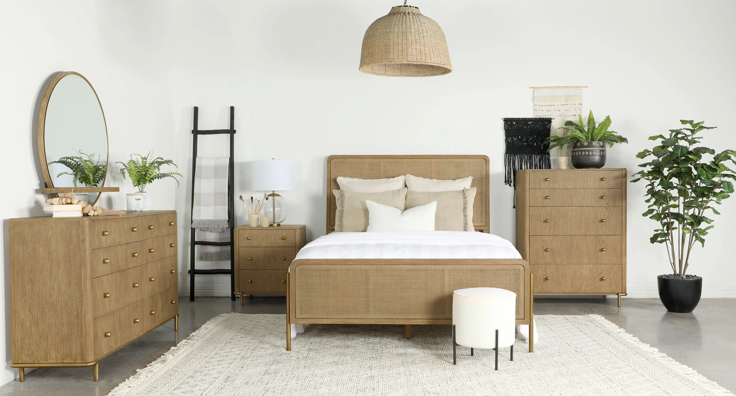 Arini Dresser with Mirror - Image 10