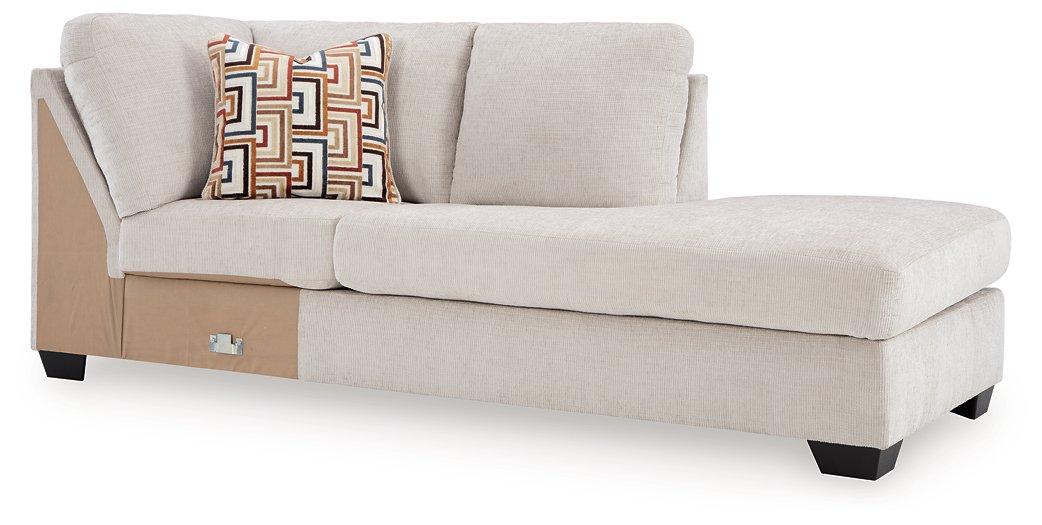 Aviemore Sectional with Chaise - Image 21