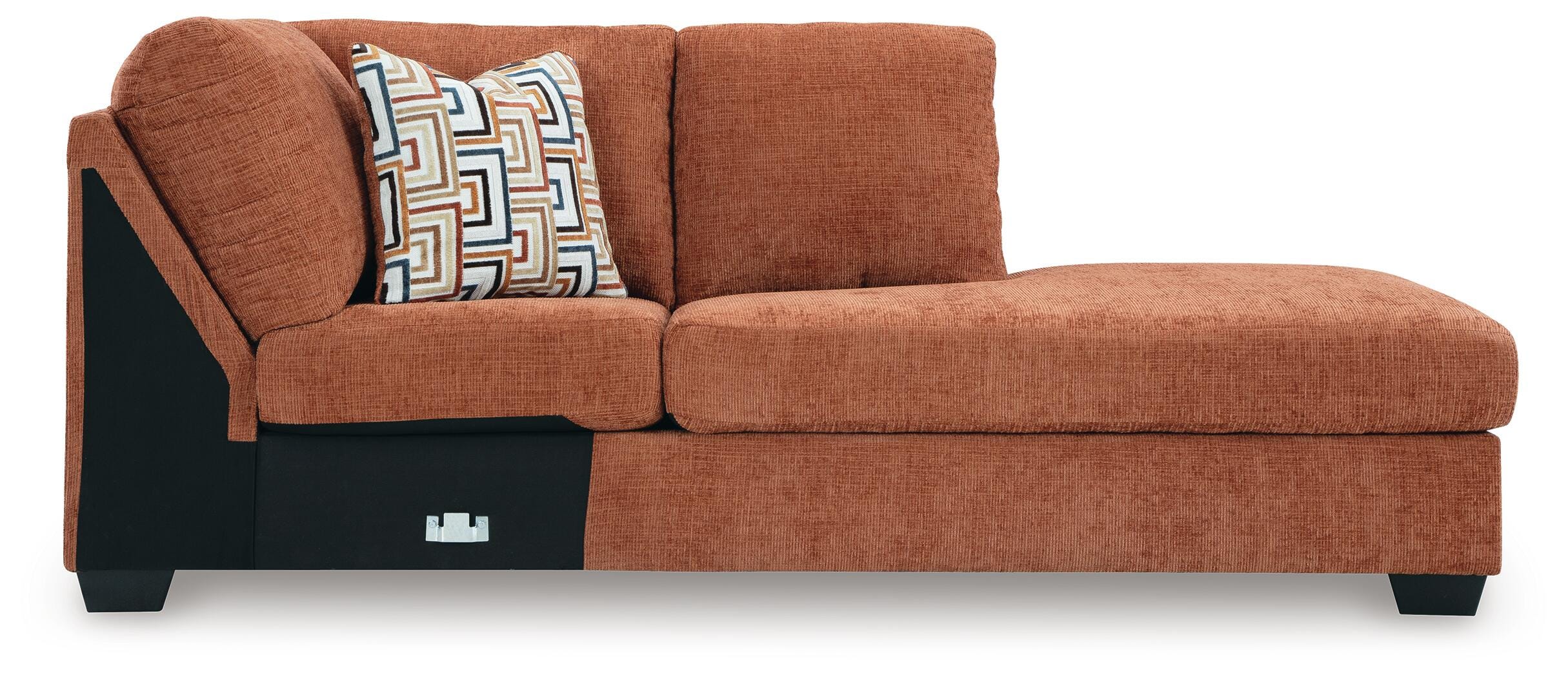 Aviemore Sectional with Chaise - Image 42