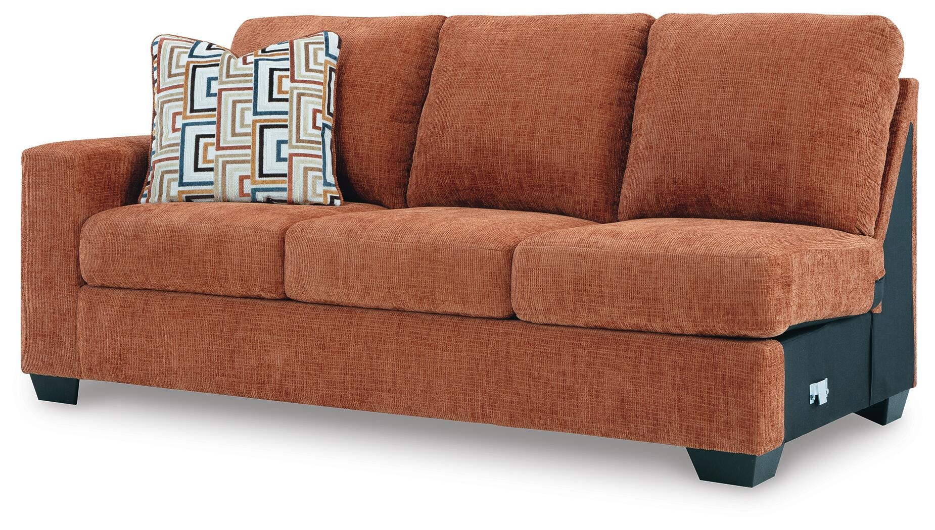 Aviemore Sectional with Chaise - Image 45