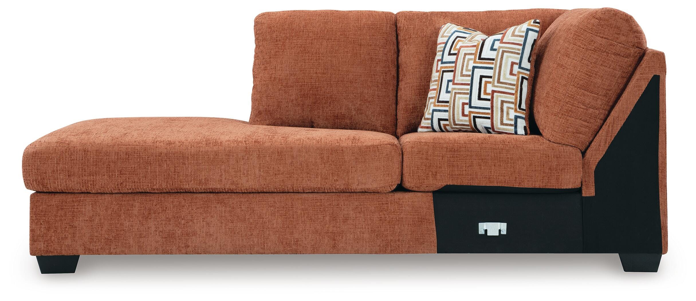 Aviemore Sectional with Chaise - Image 57