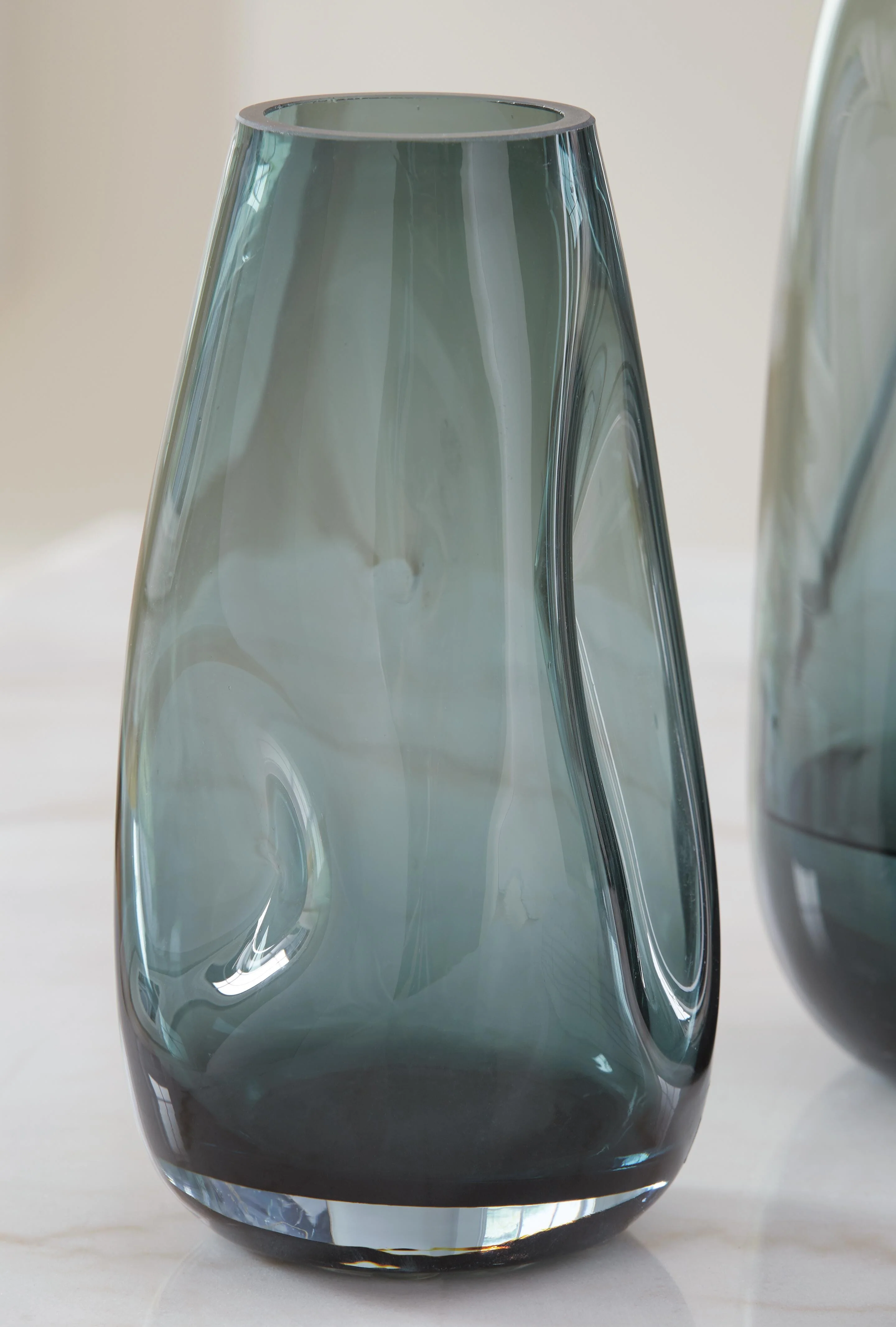 Beamund Vase (Set of 2) - Image 4