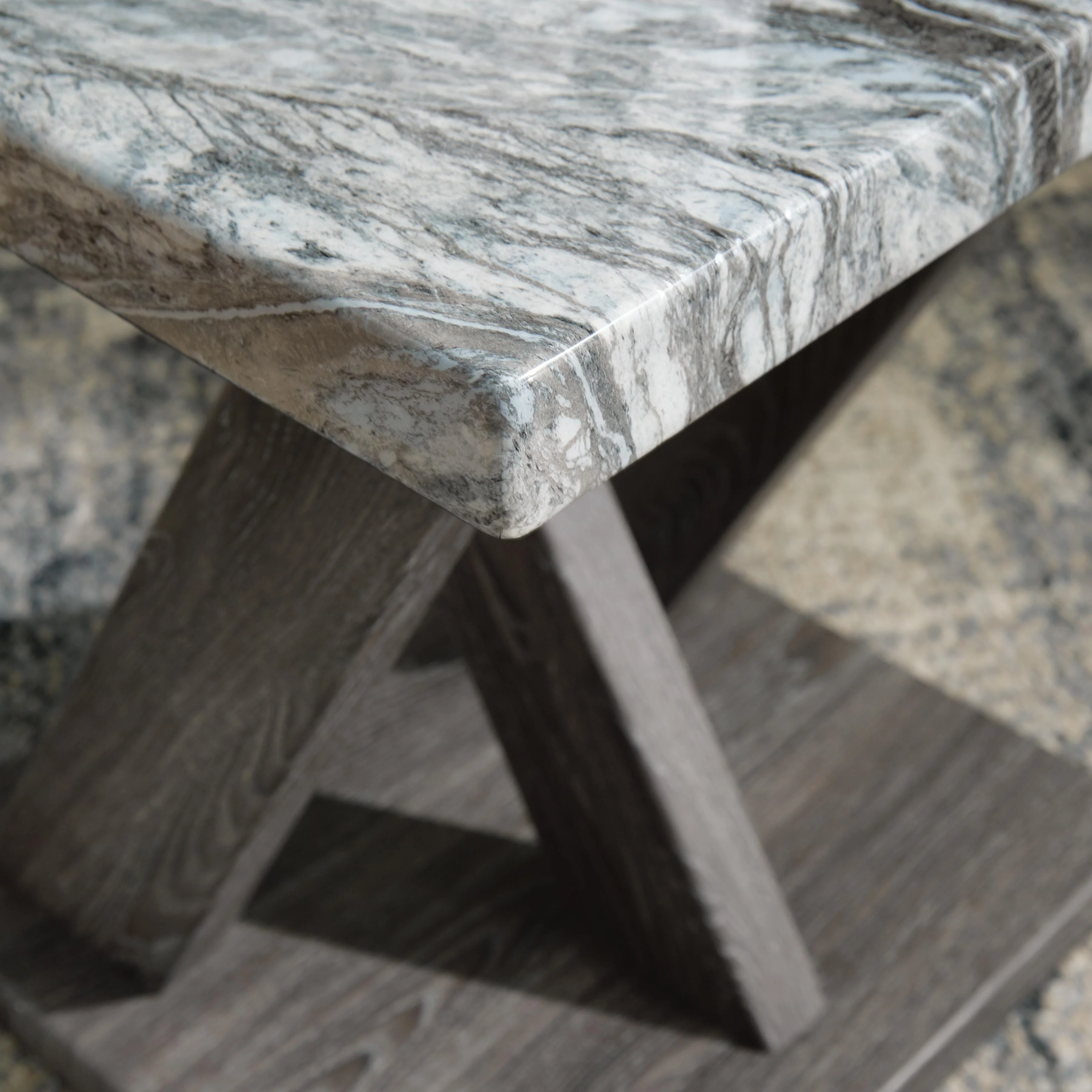 Bensonale Table (Set of 3) - Image 12