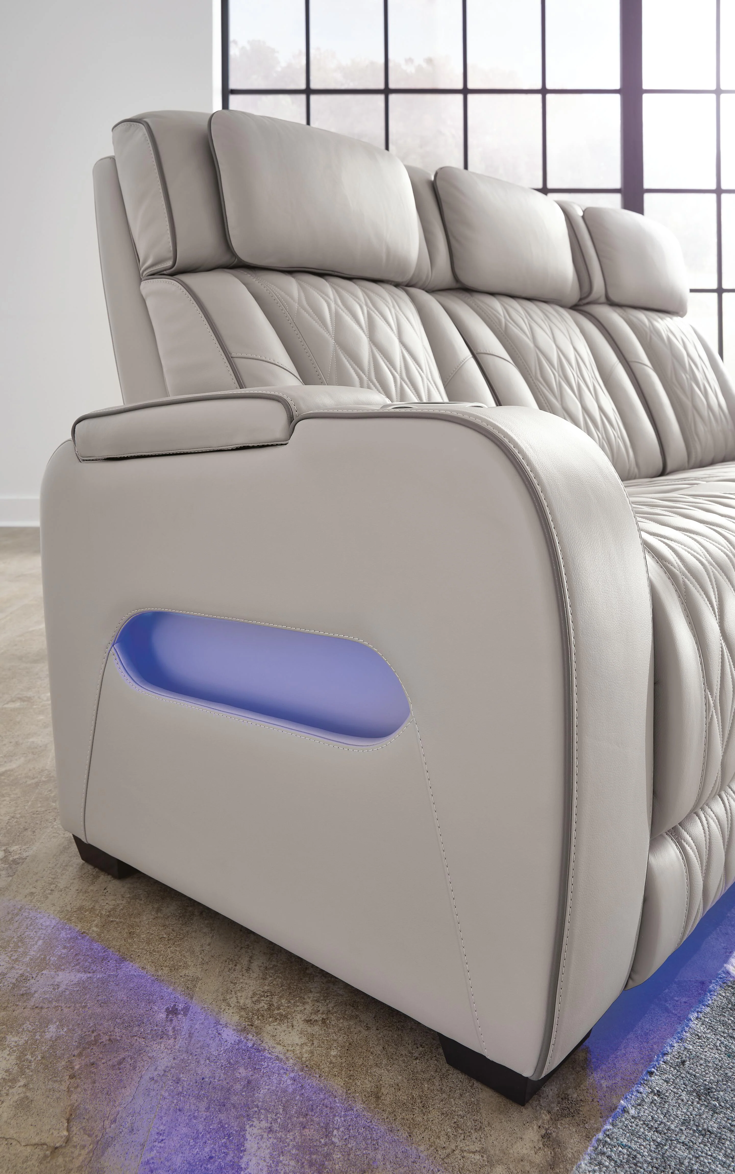 Boyington Power Reclining Loveseat with Console - Image 10