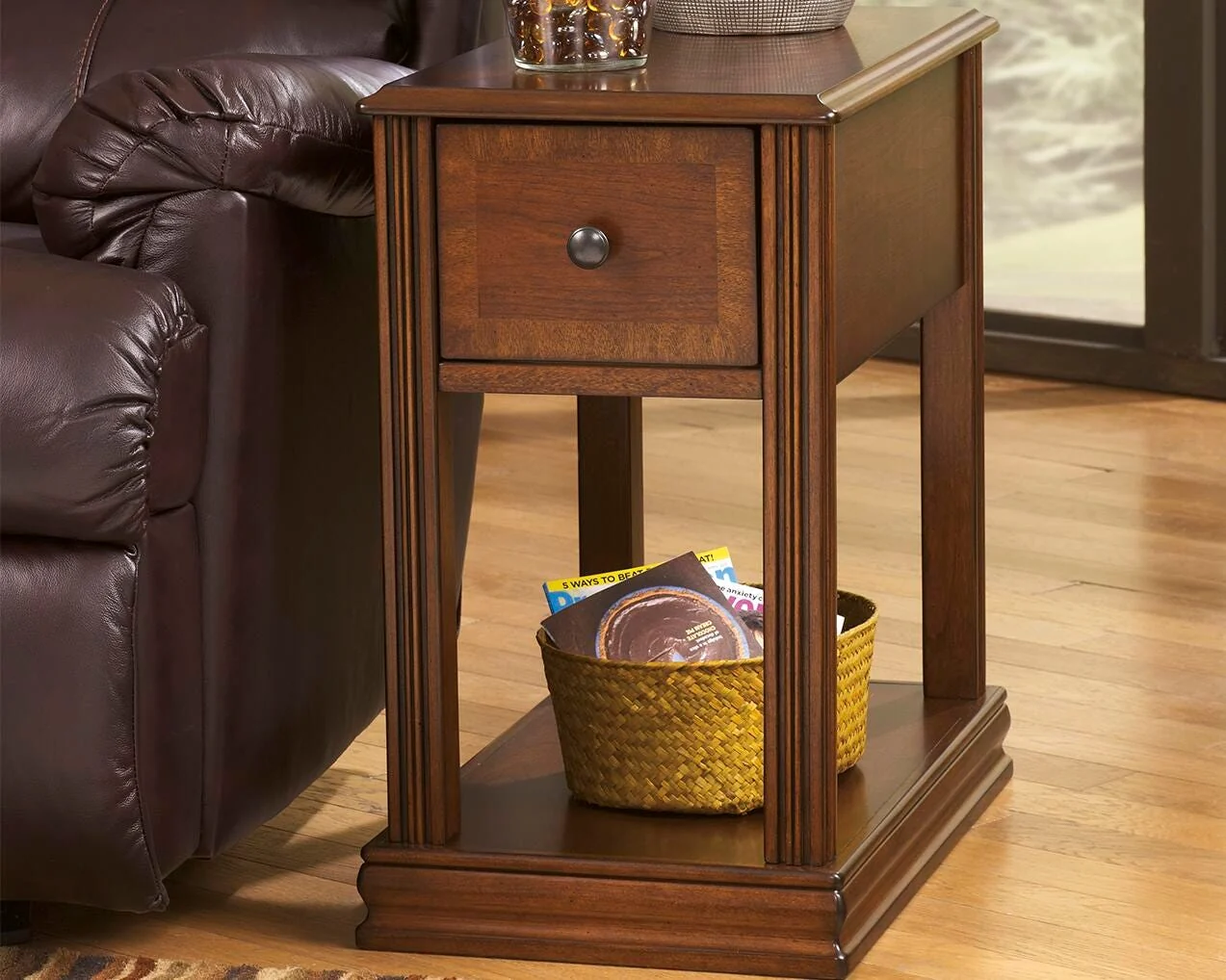 Breegin Chairside End Table - Image 14