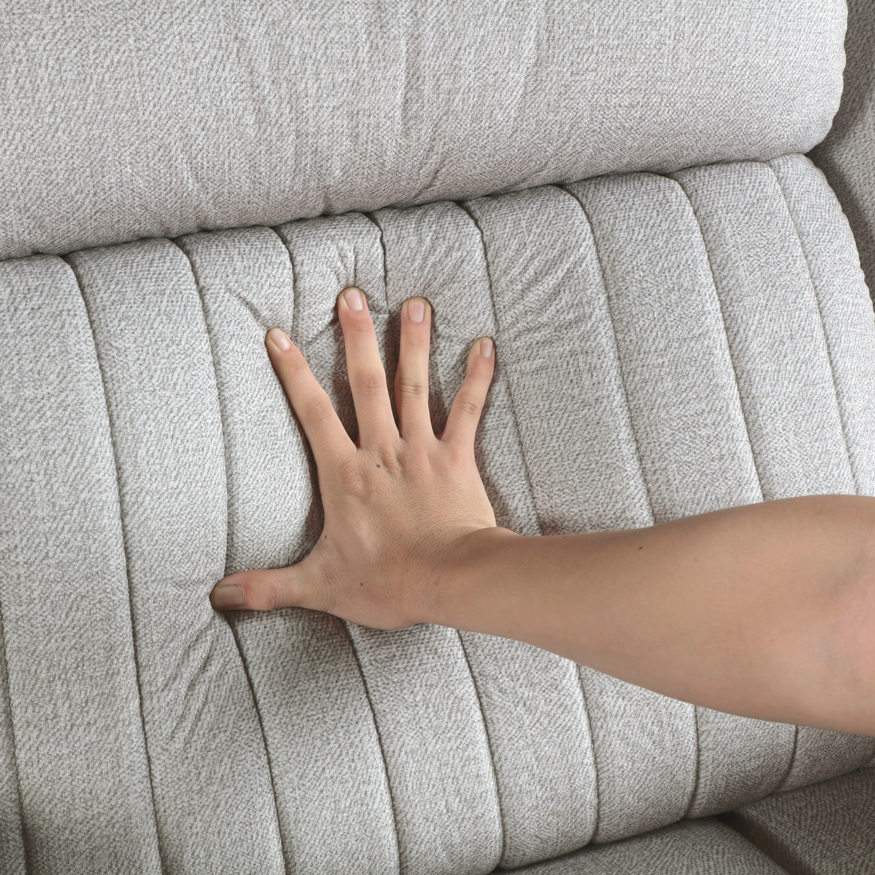 Brennen Double Reclining Love Seat With Center Console - Image 2