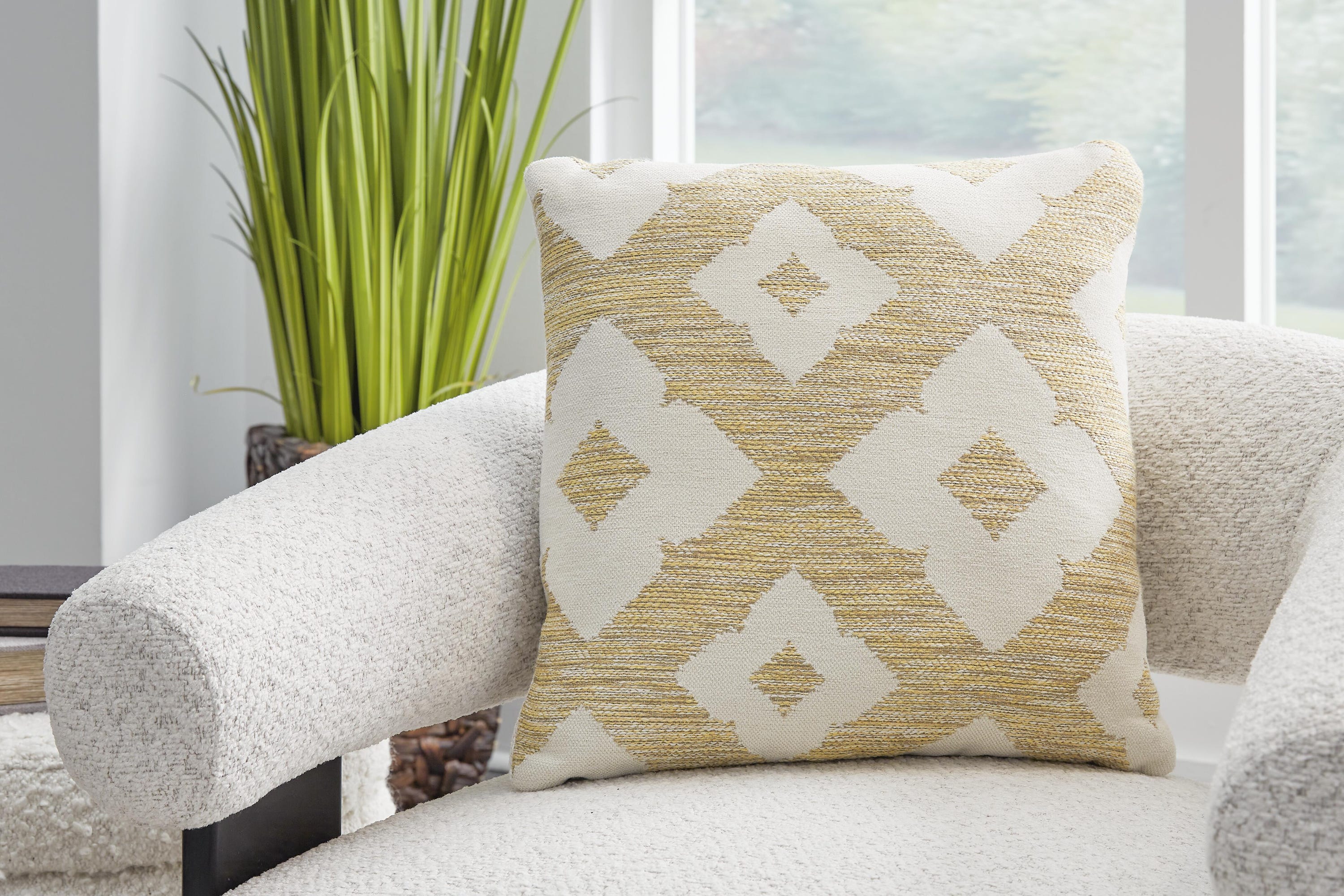 Brockner Next-Gen Nuvella Pillow - Image 2