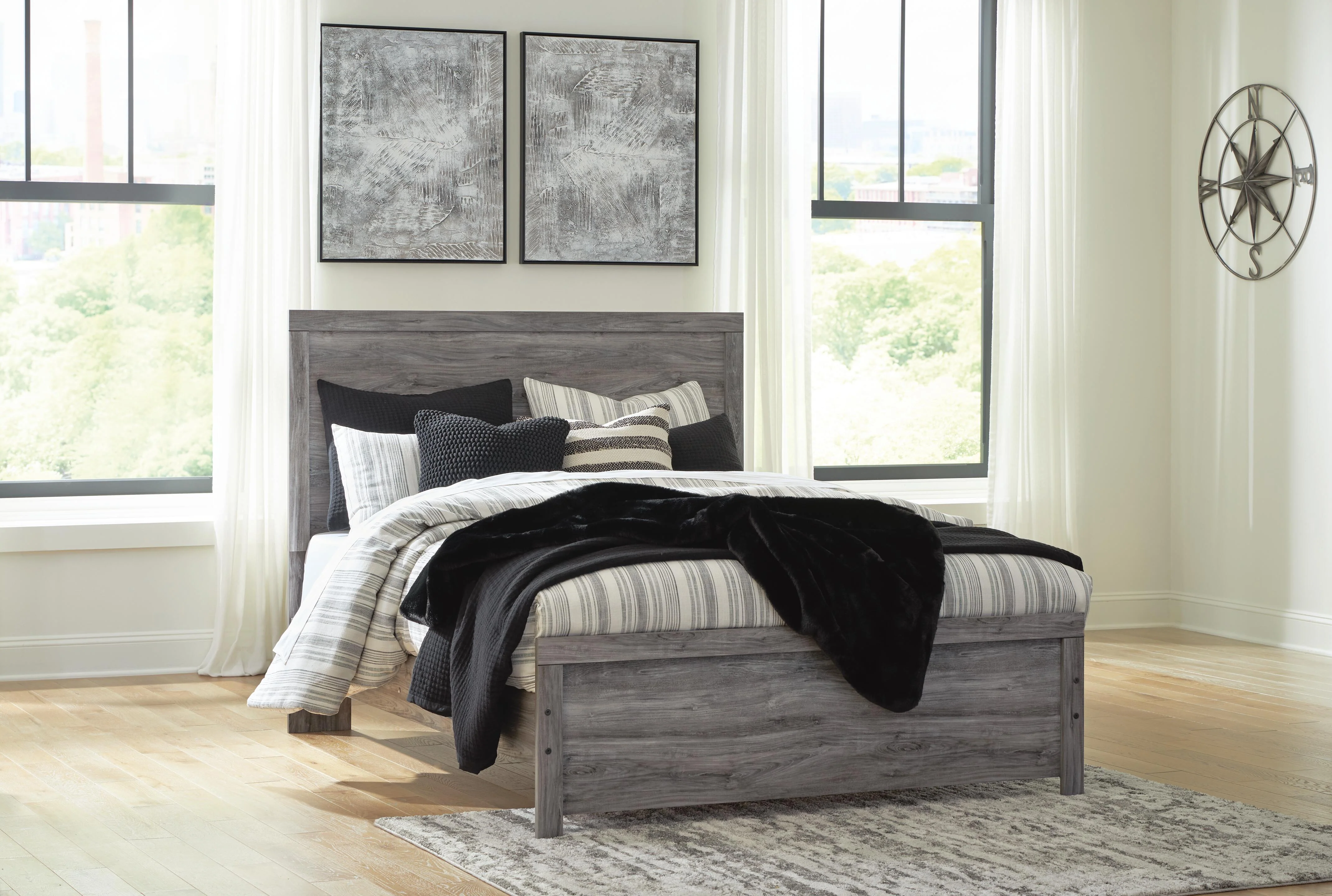 Bronyan Bed - Image 2