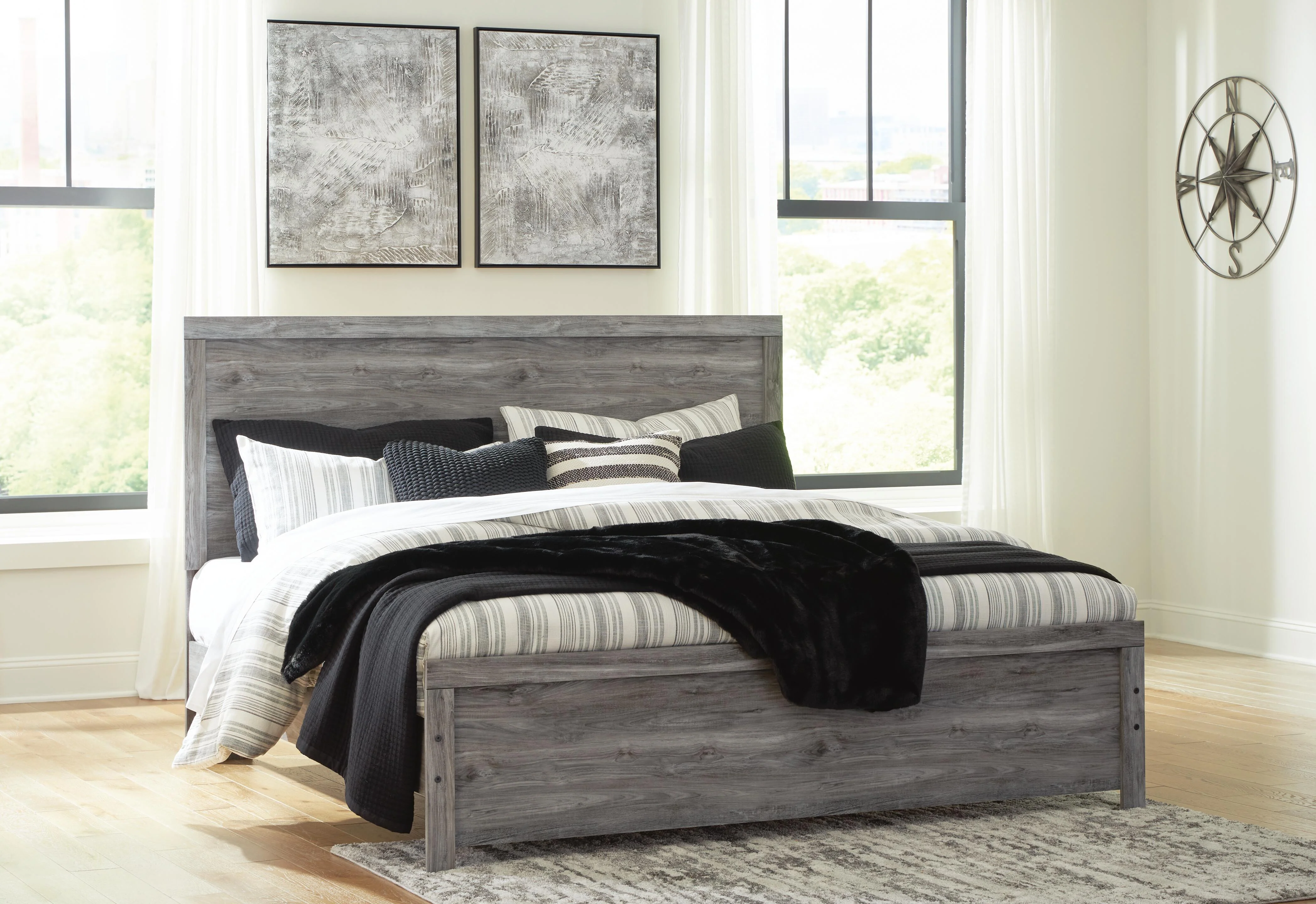 Bronyan Bed - Image 9