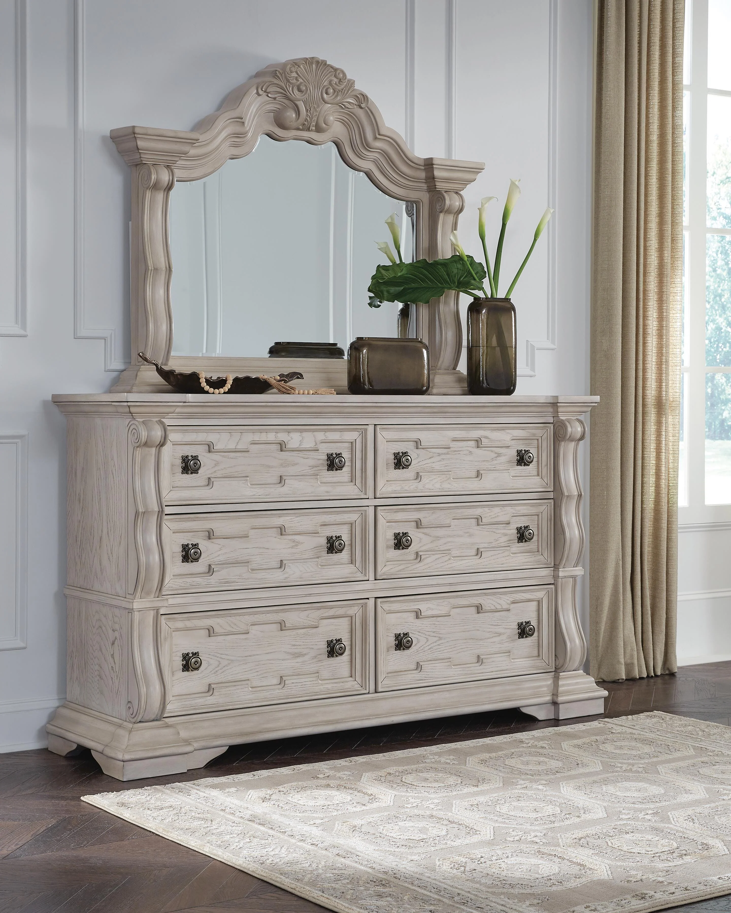 Bruchandi Bedroom Set - Image 23