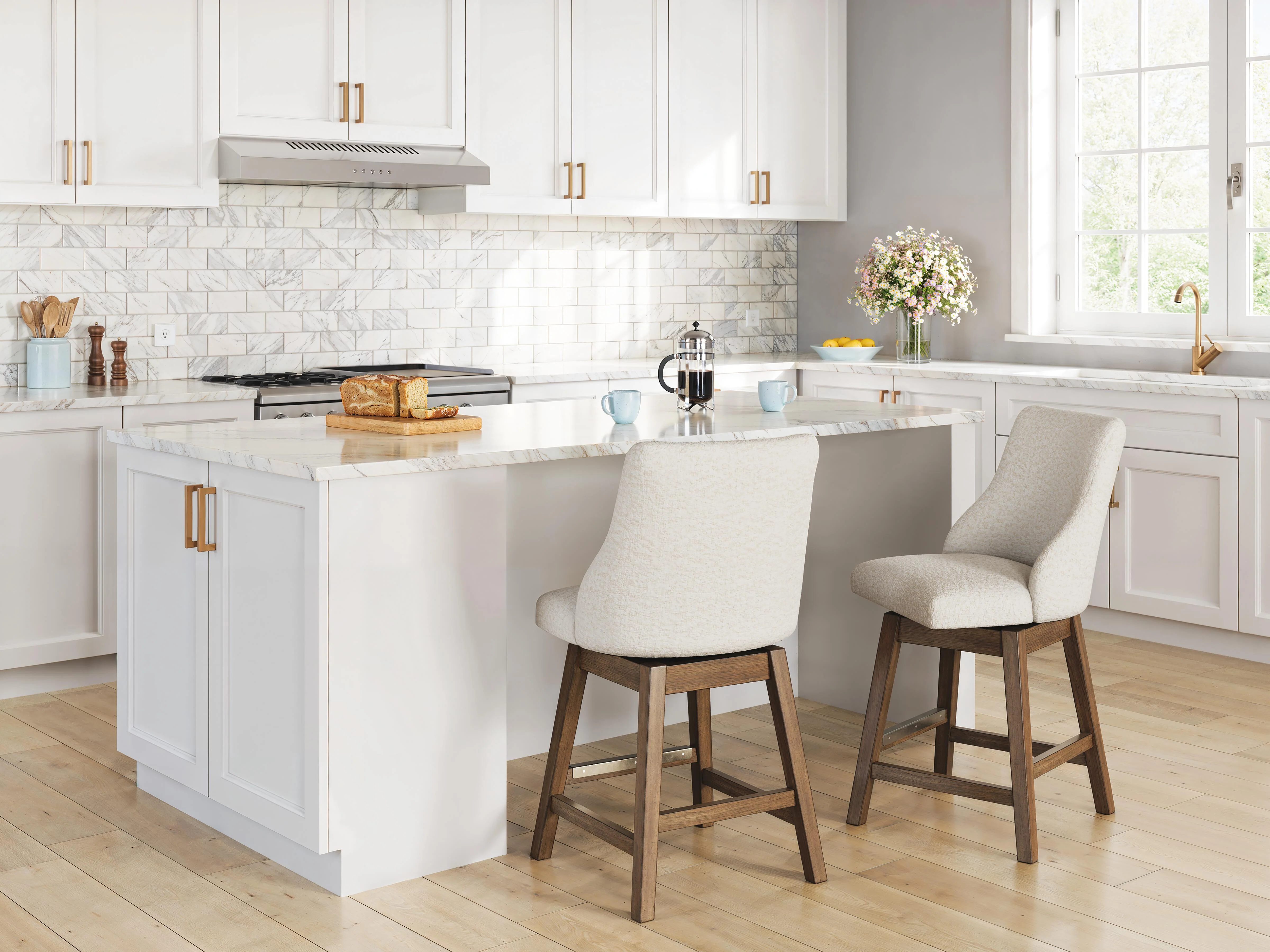 Cabalynn Counter Height Barstool - Image 11