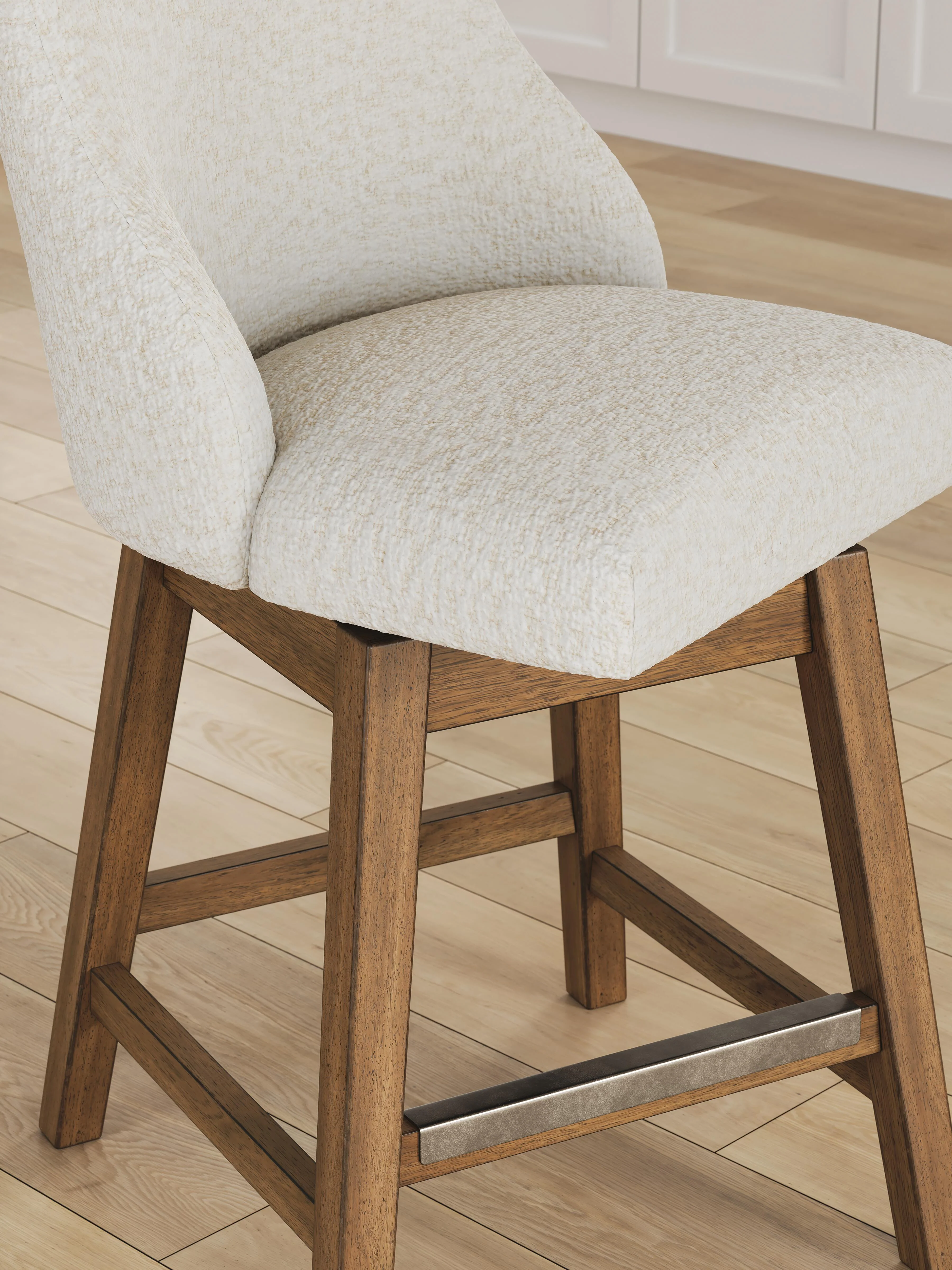 Cabalynn Counter Height Barstool - Image 16