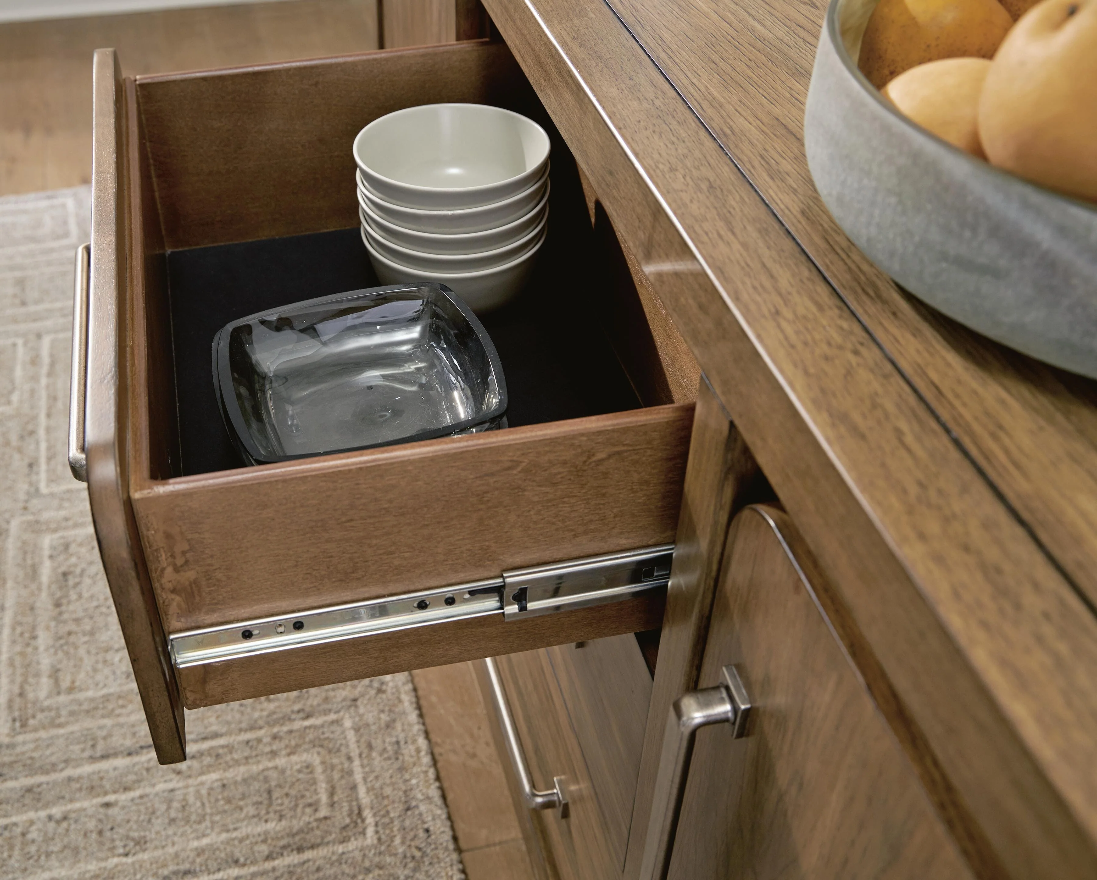 Cabalynn Dining Server - Image 7