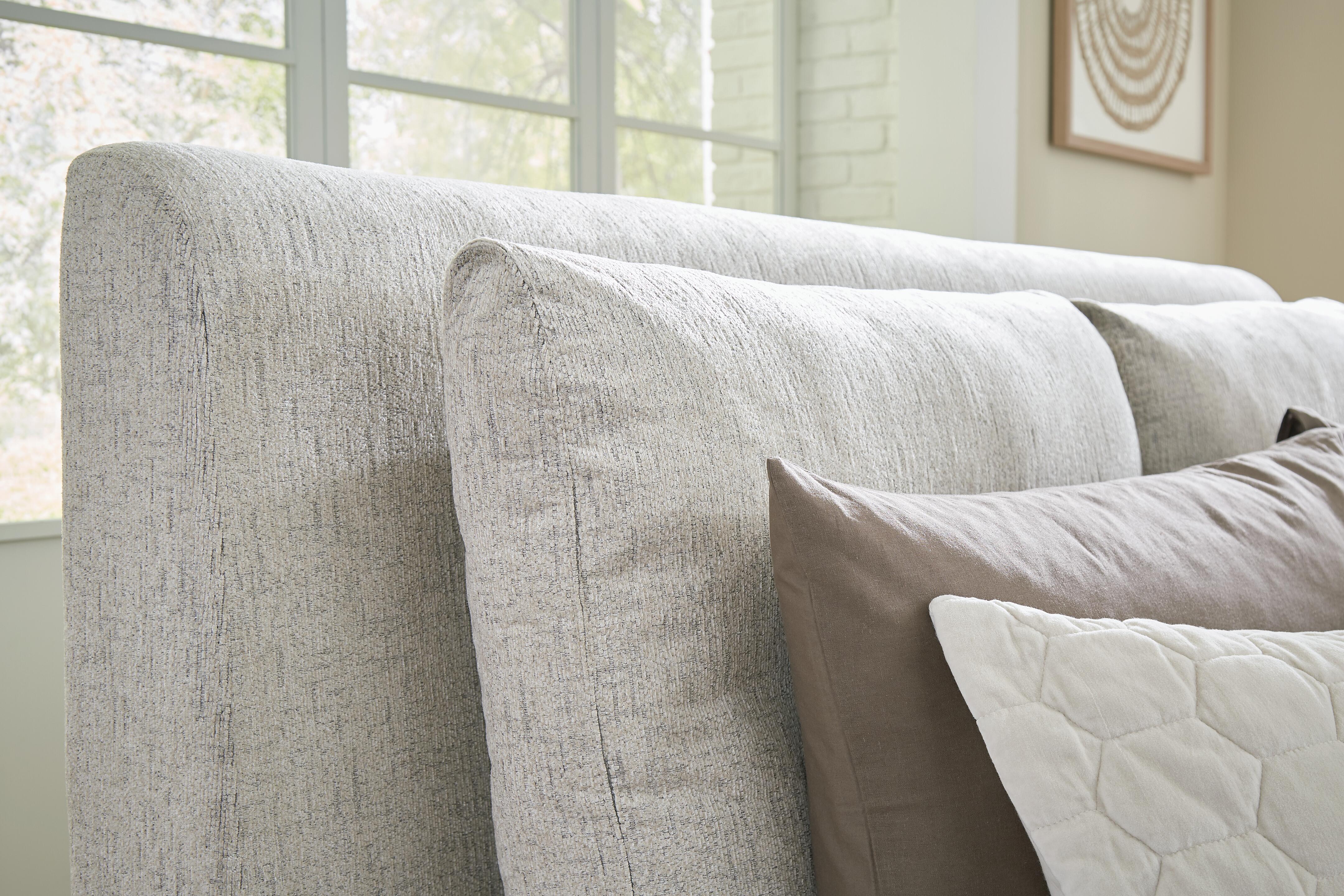 Cabalynn Upholstered Bed - Image 37
