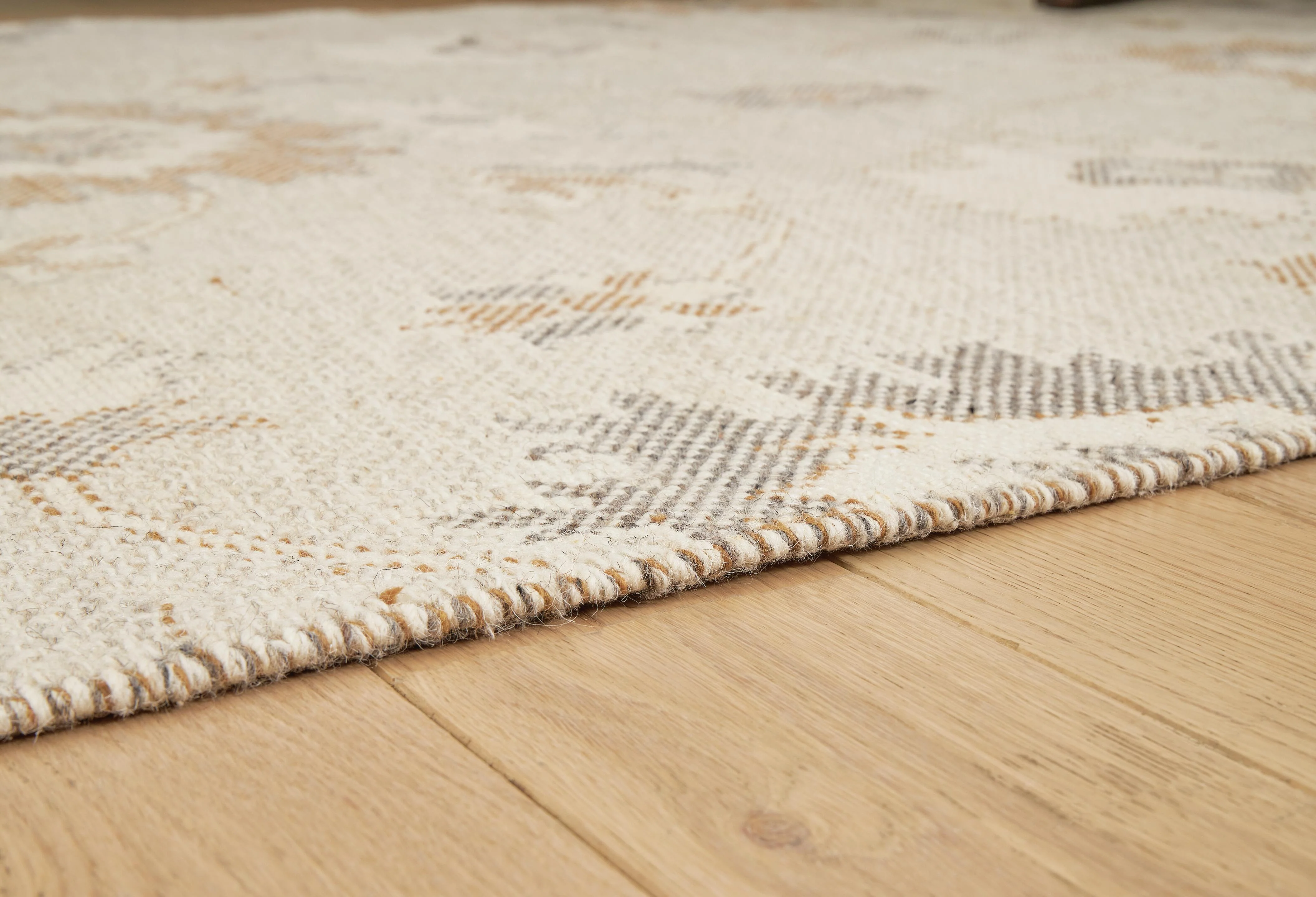 Calkin Rug - Image 5