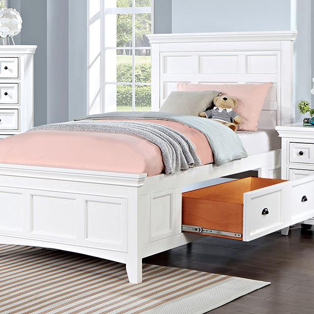 Castlile Bedroom Set - Image 18