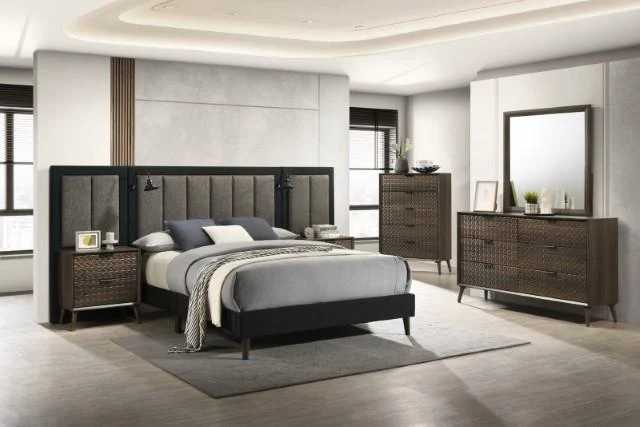 Chalfont E.King & Queen Bed - Image 3