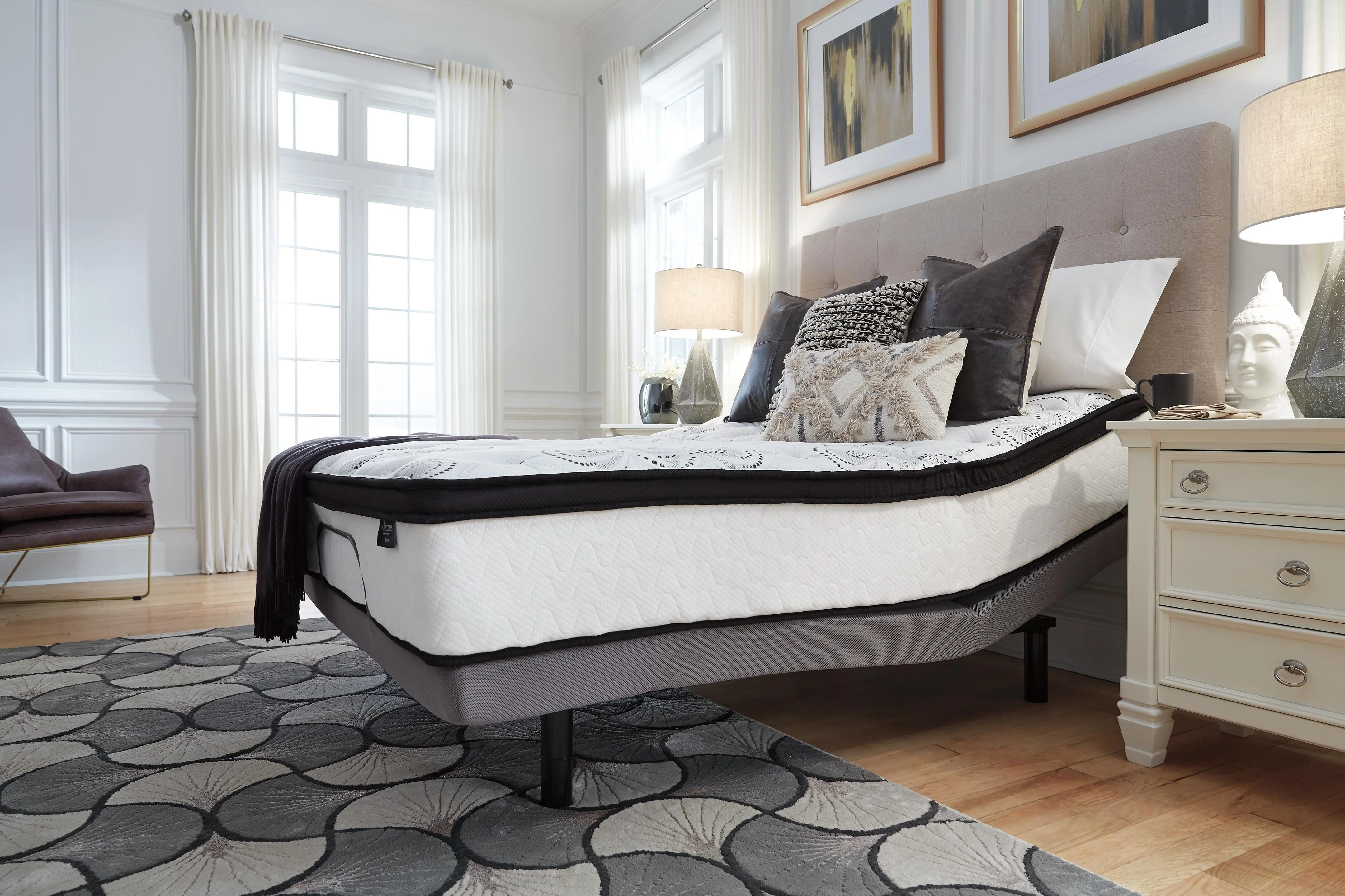 Chime 12 Inch Hybrid Mattress in a Box - Image 19