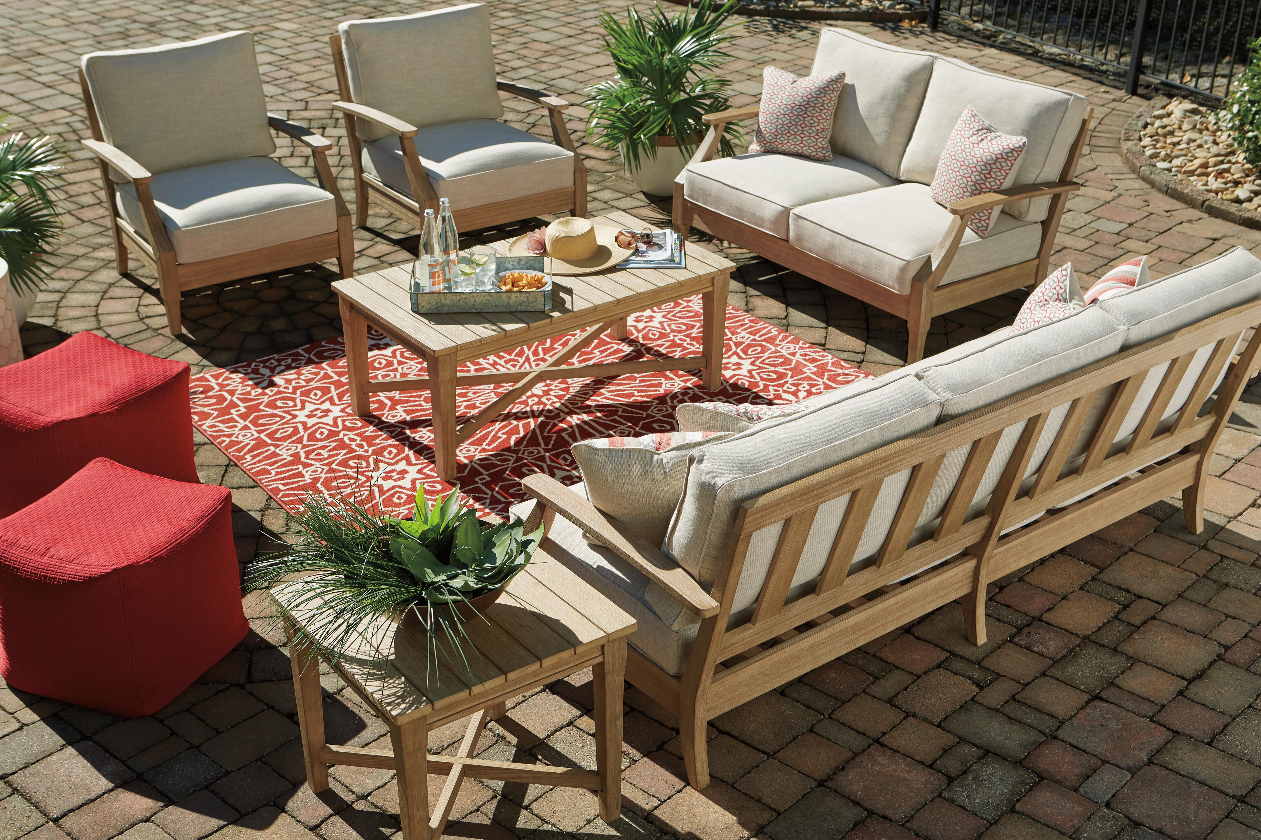 Clare View Sofa with Cushion - Image 5