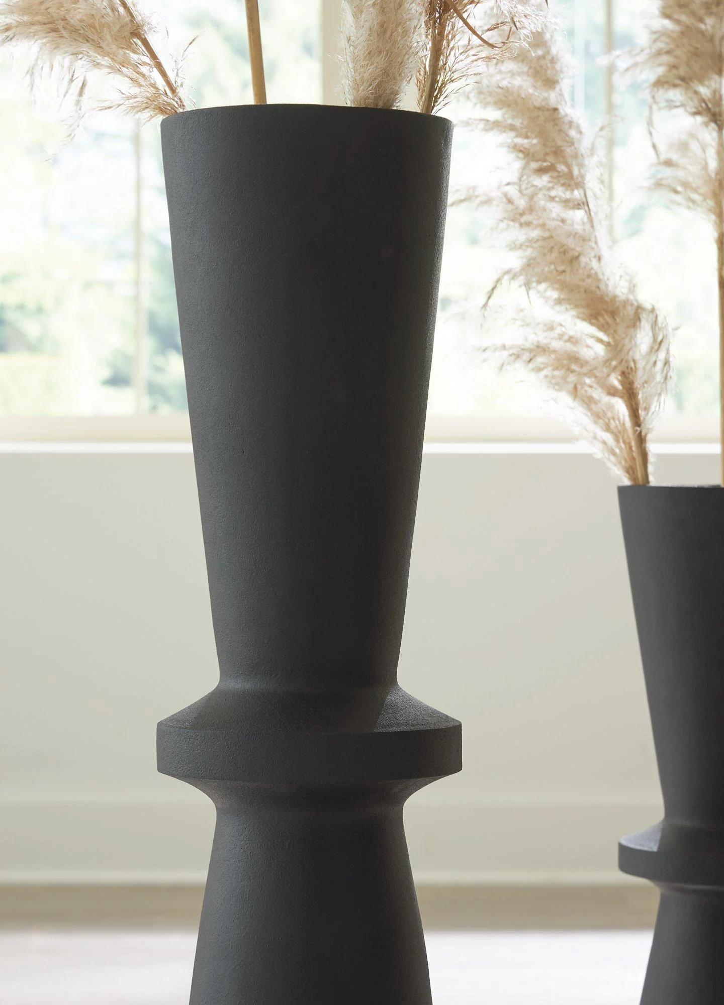 Collisten Vase - Image 11