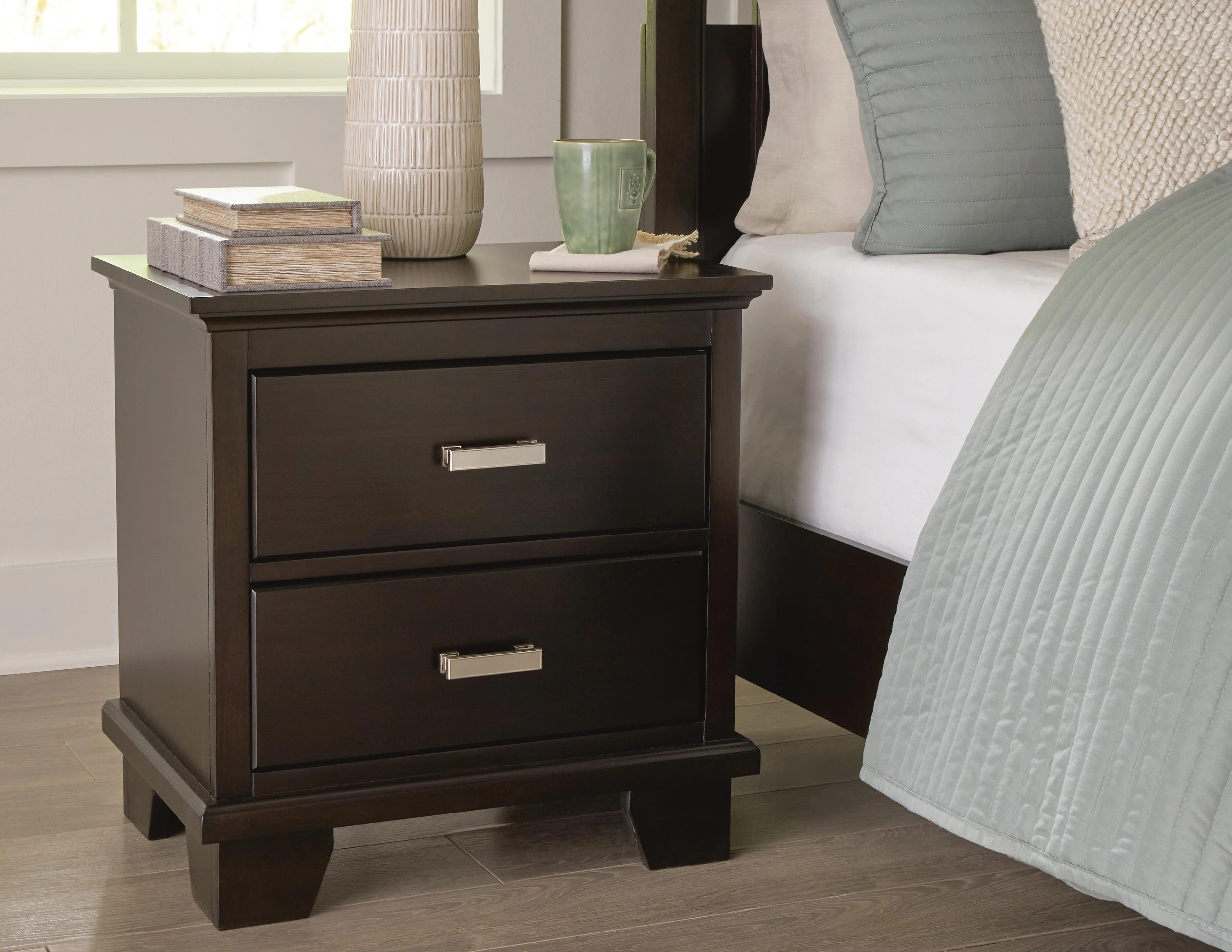 Covetown Bedroom Package - Image 24