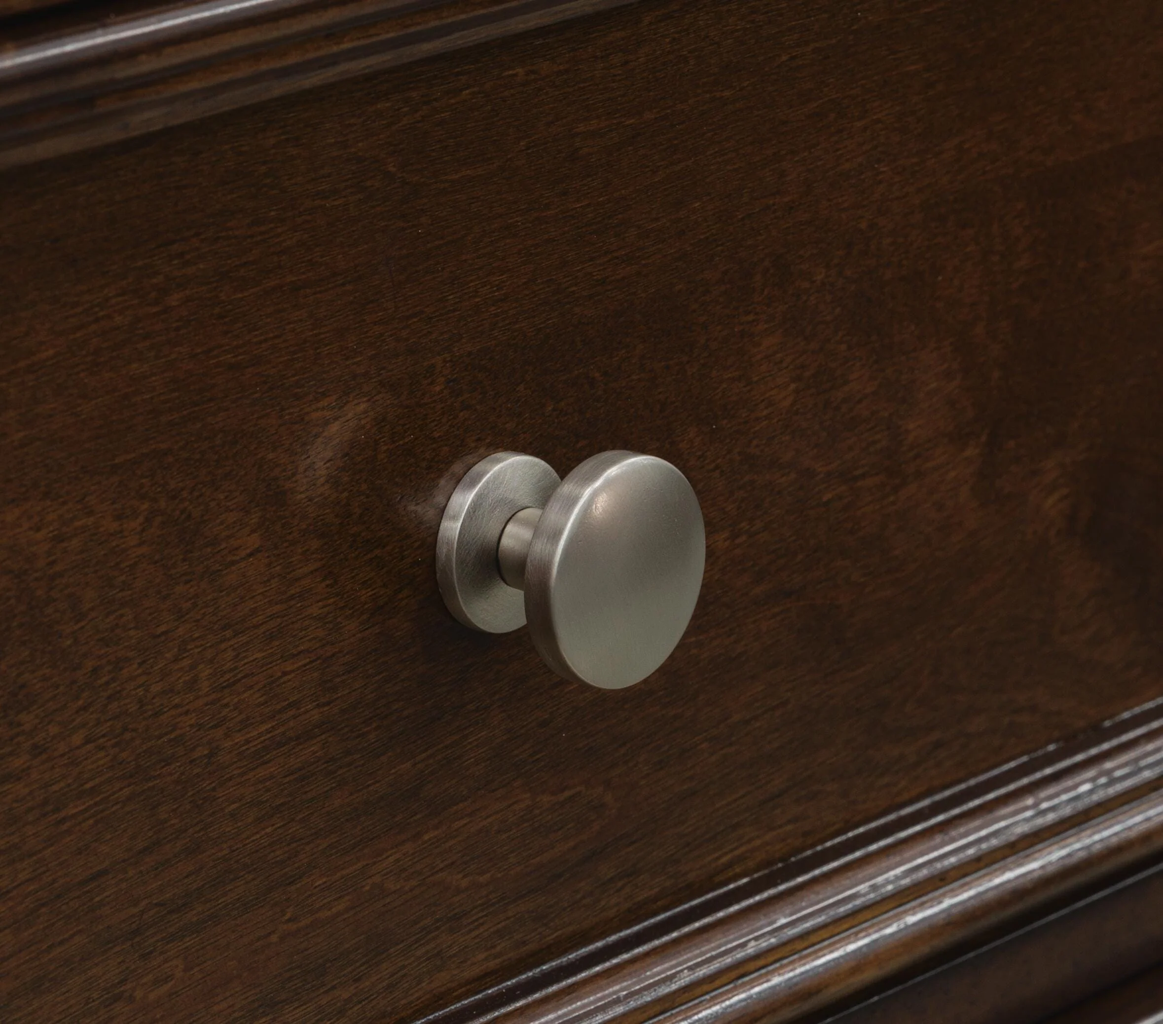 Danabrin Chest of Drawers - Image 12