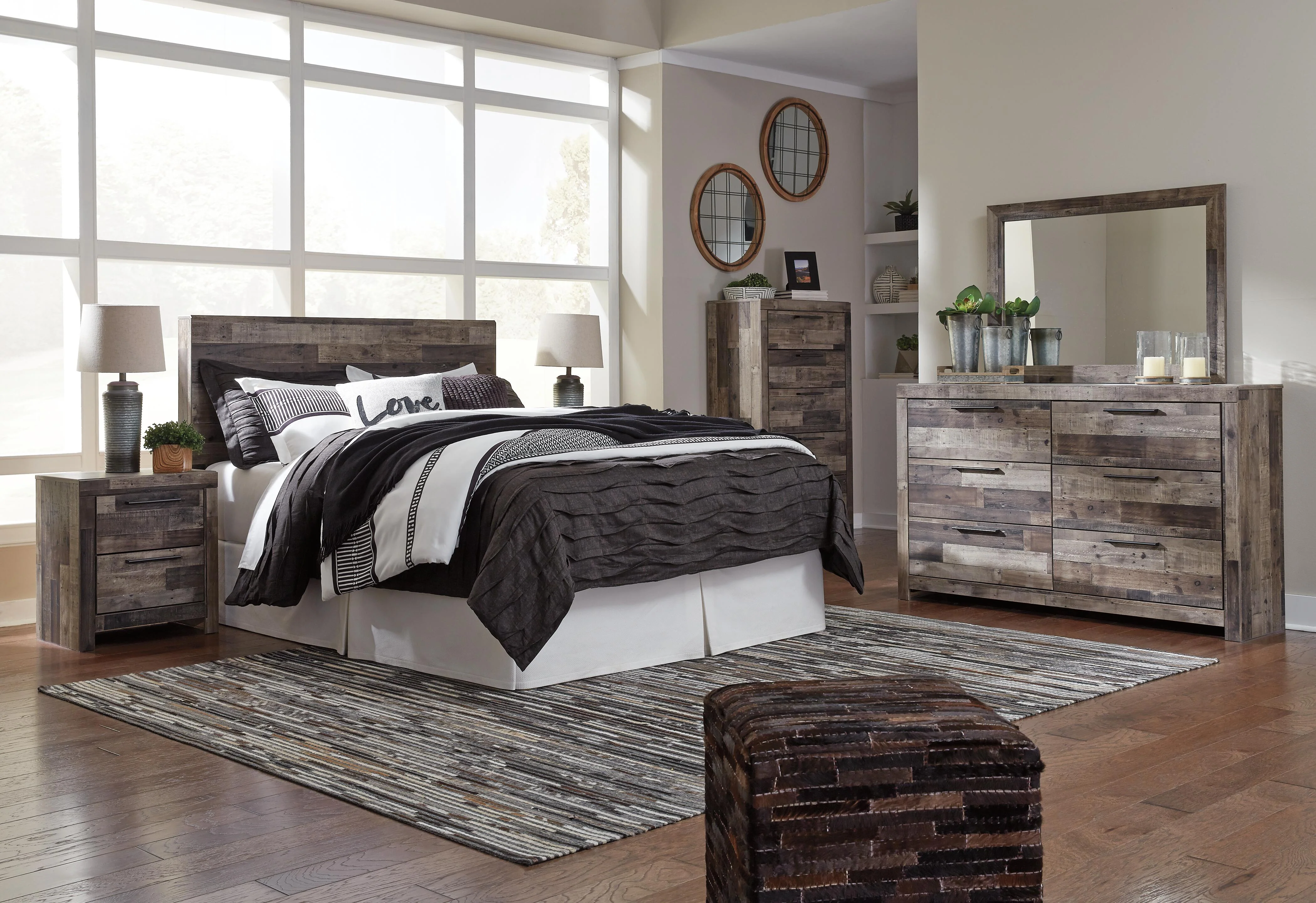 Derekson Nightstand - Image 6