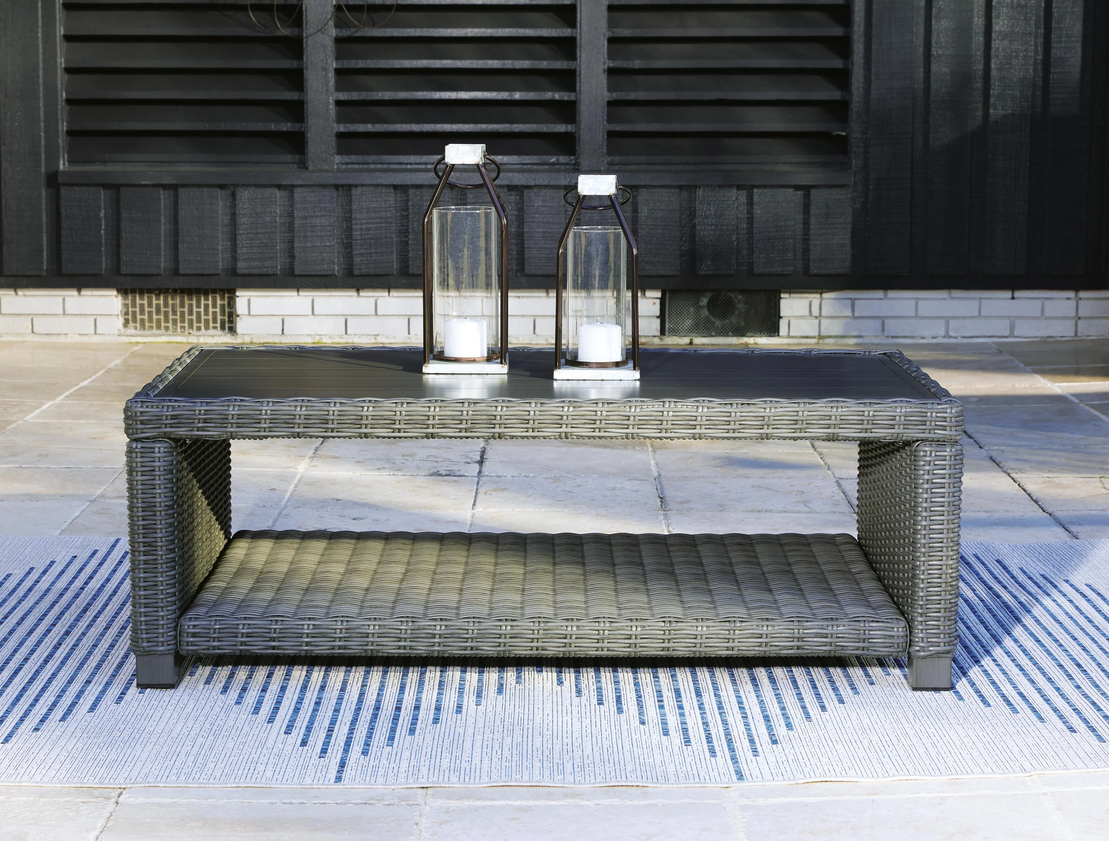Elite Park Outdoor Occasional Table Set - Image 11