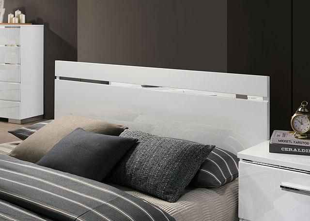Erlach 4 & 5 Piece Queen Bedroom Set - Image 10