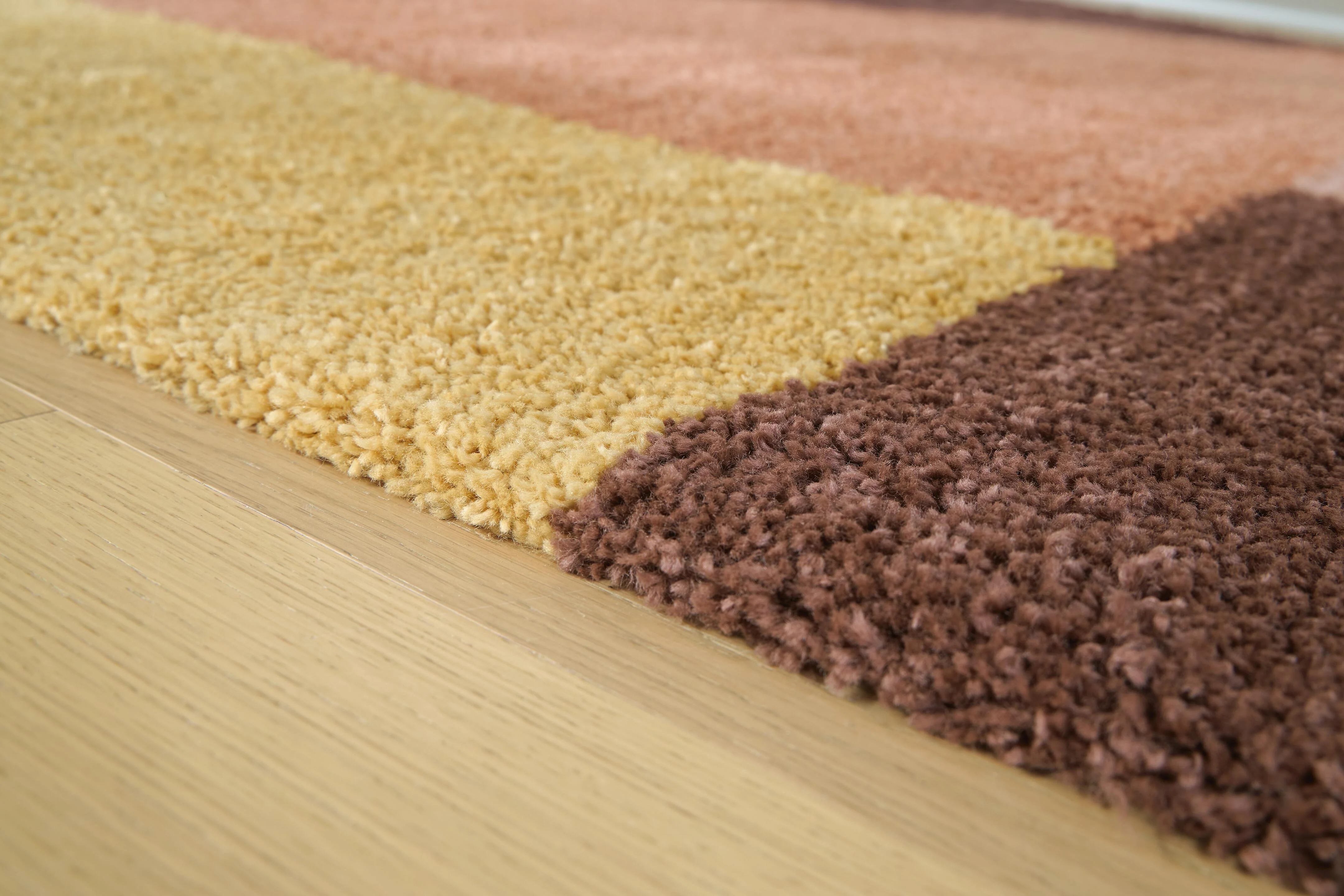 Gailmore Rug - Image 10