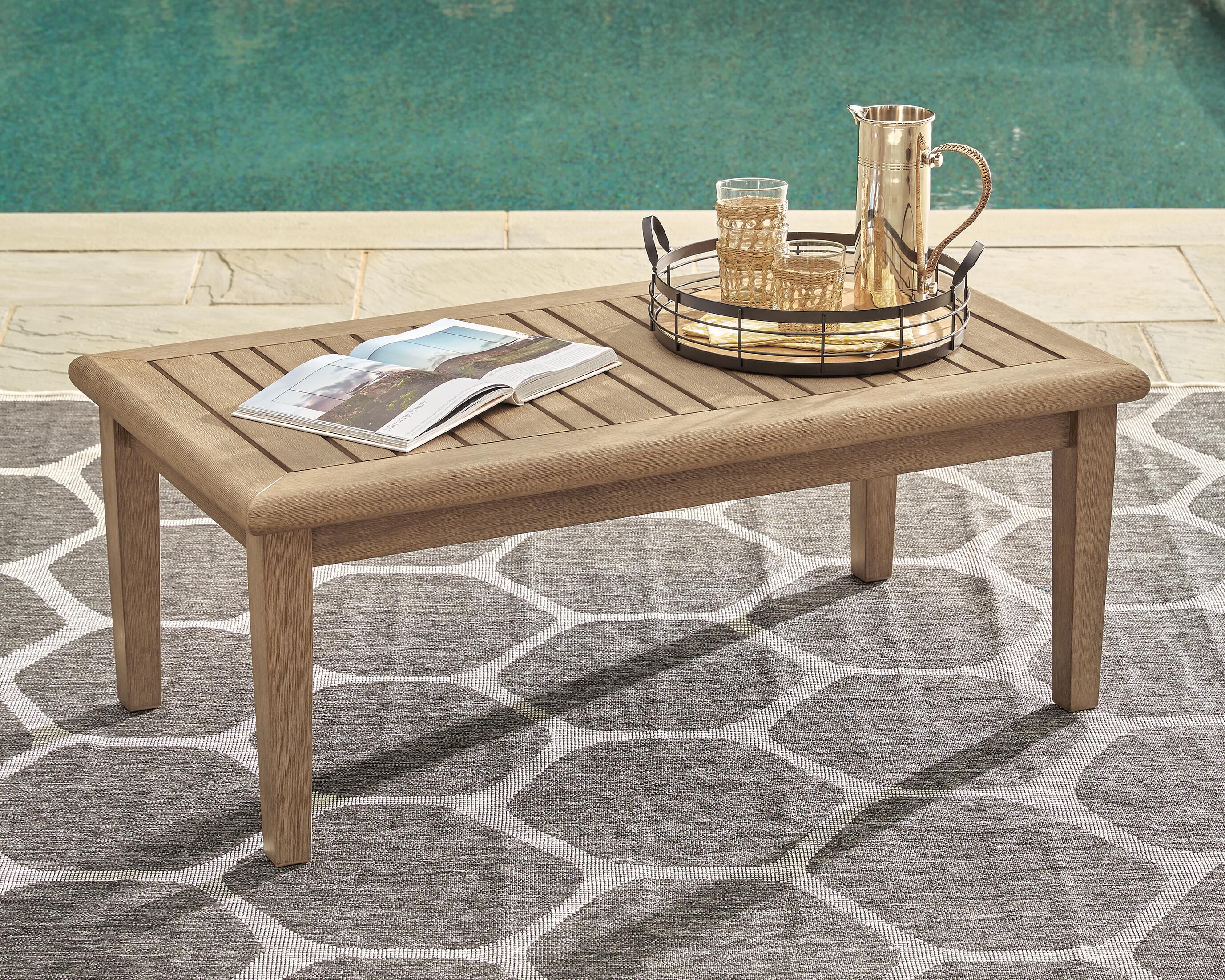 Gerianne Coffee Table - Image 2