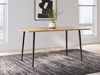 Gretlynn Dining Table - Image 3