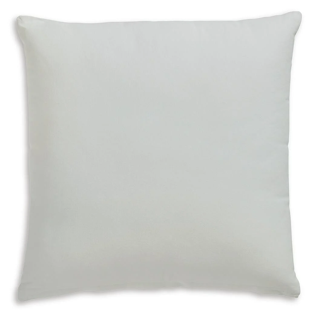 Gyldan Pillow - Image 4