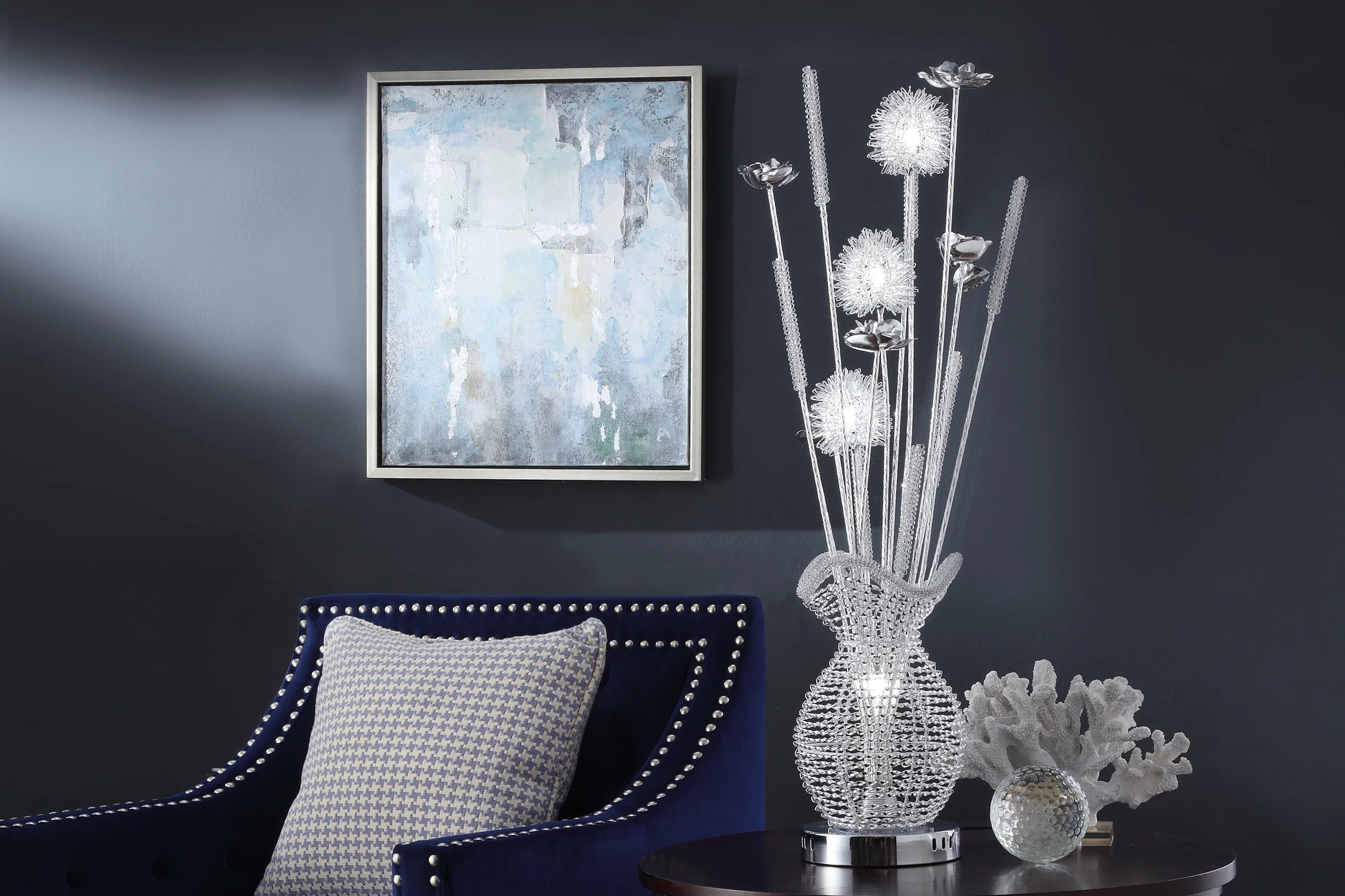H19745R - Table Lamp - Image 3
