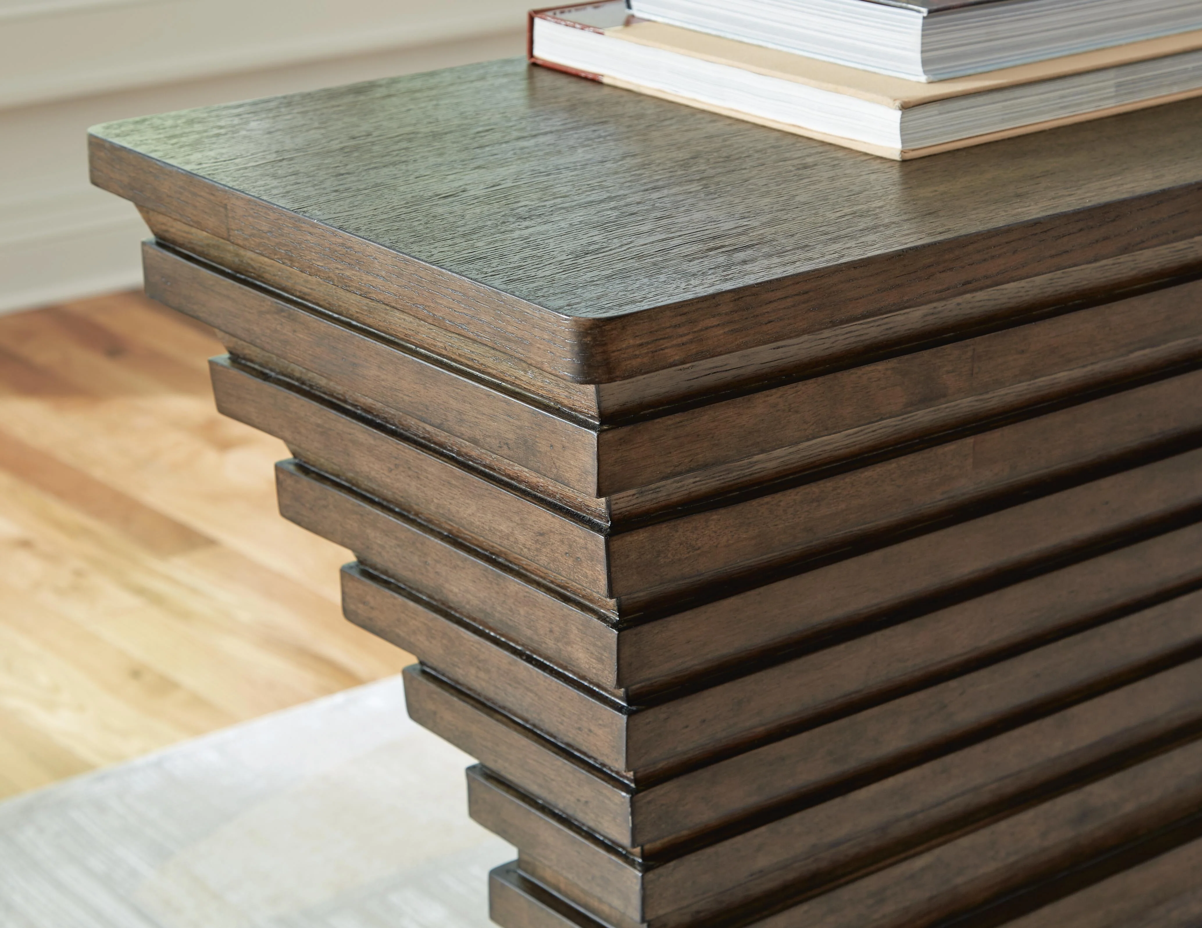 Hannodream Sofa Table - Image 6