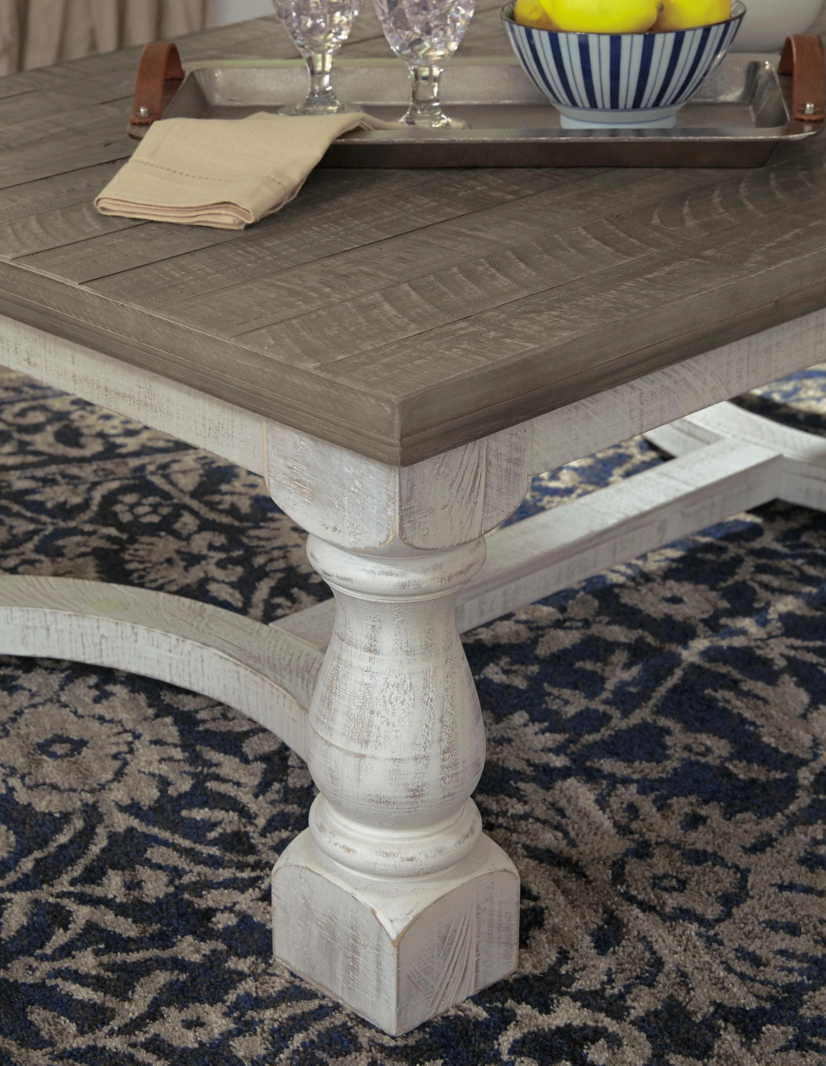 Havalance Occasional Table Set - Image 8