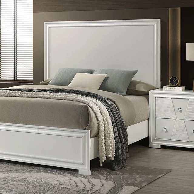 Holsted E.King & Queen Bed - Image 2