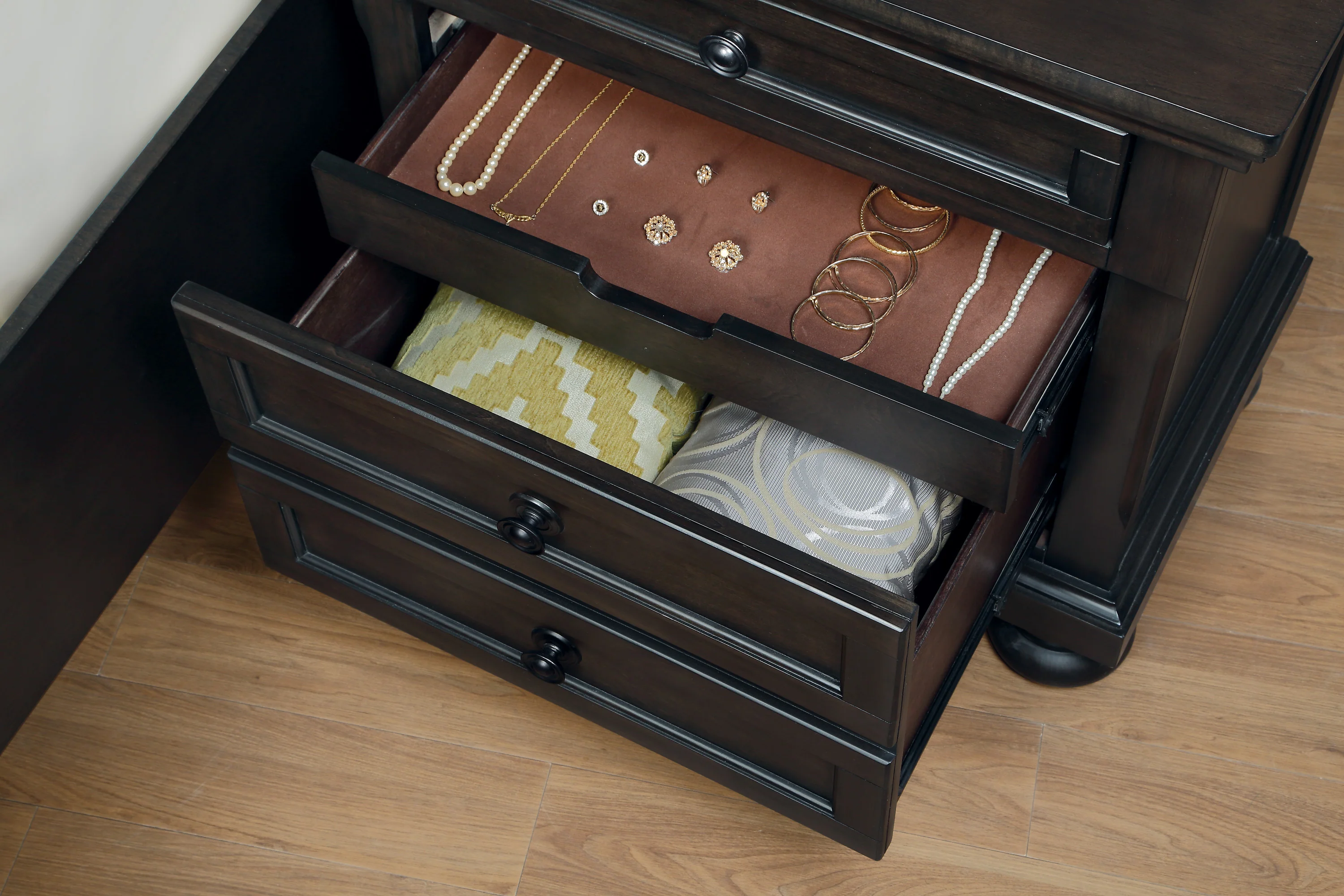 Begonia Nightstand in Gray 1718GY-4 - Image 4