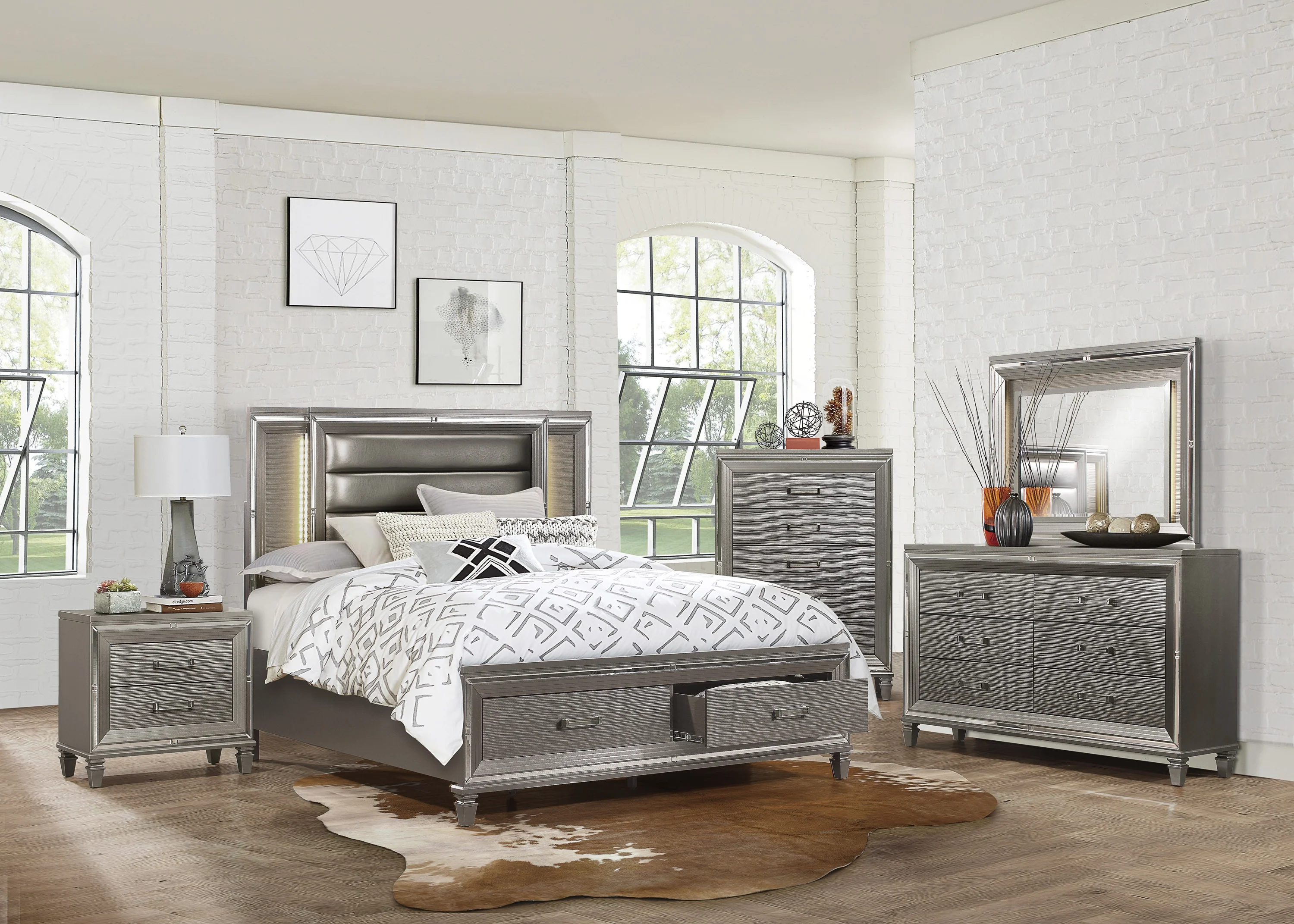 Tamsin Mirror in Silver Grey Metallic 1616-6 - Image 6
