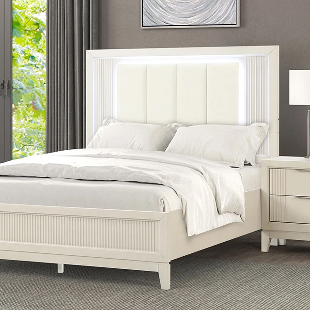 Isadore Queen Bedroom Set - Image 2