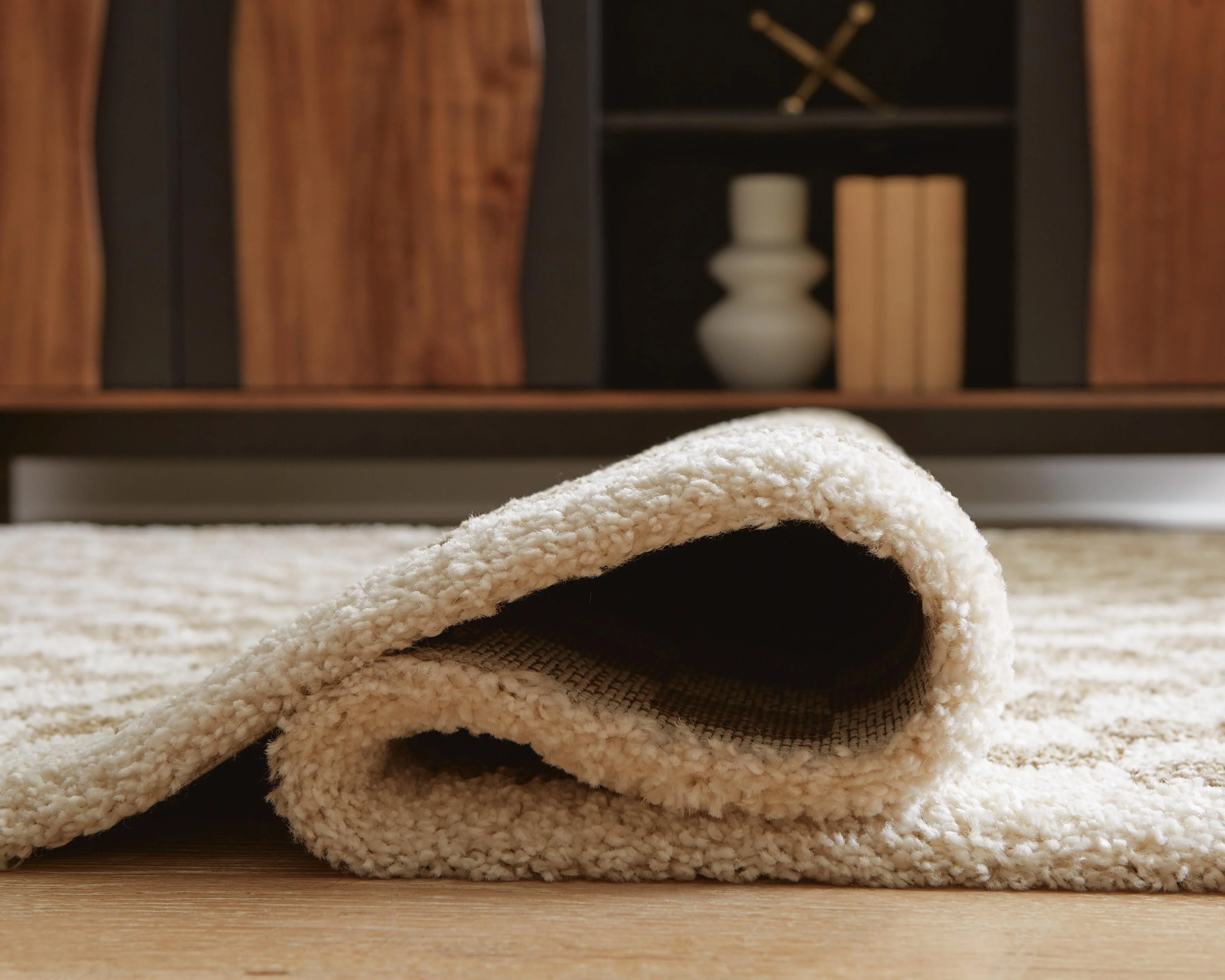Karamen Medium Rug - Image 4