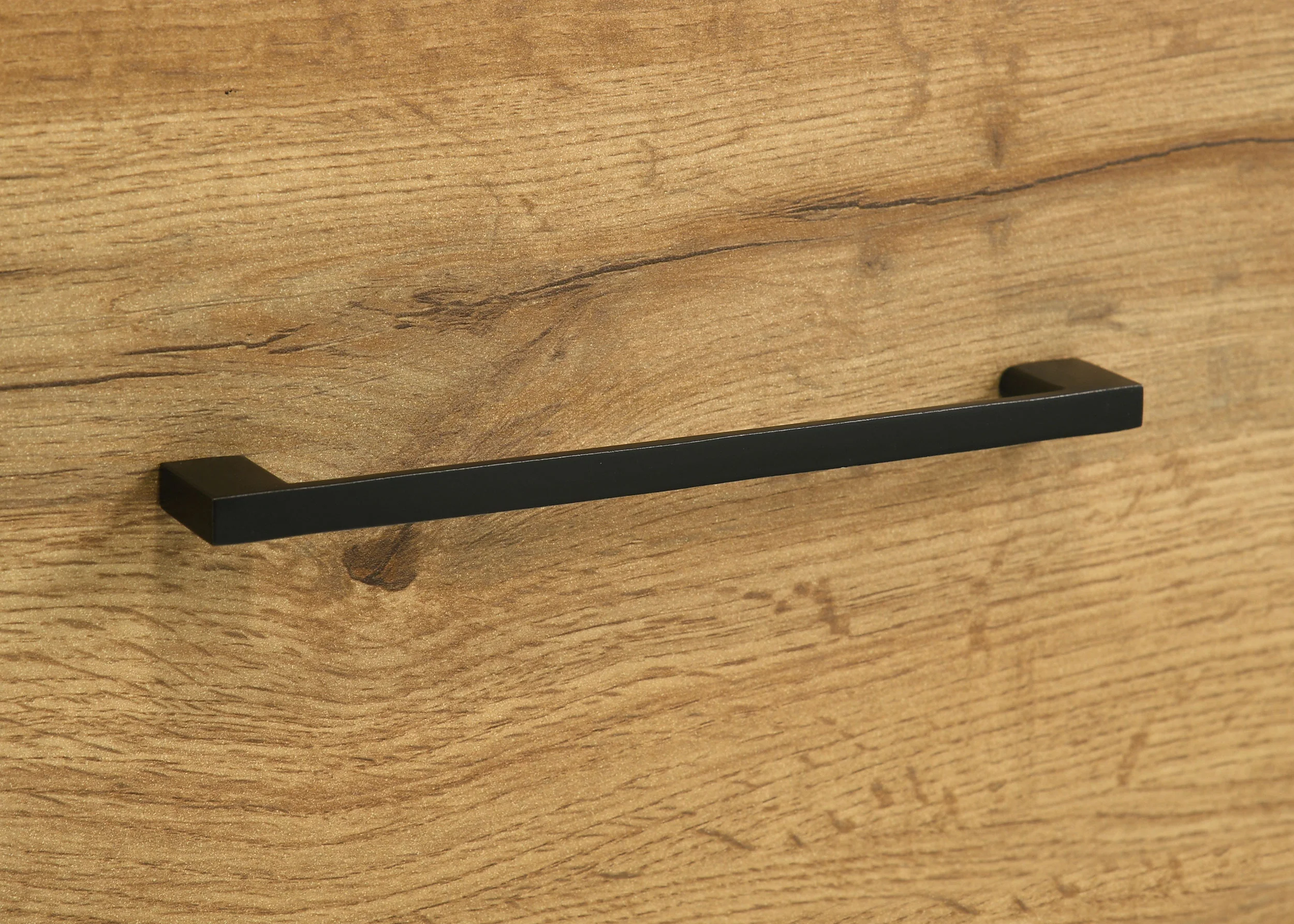 Kaywood Chest of Drawers - Image 11