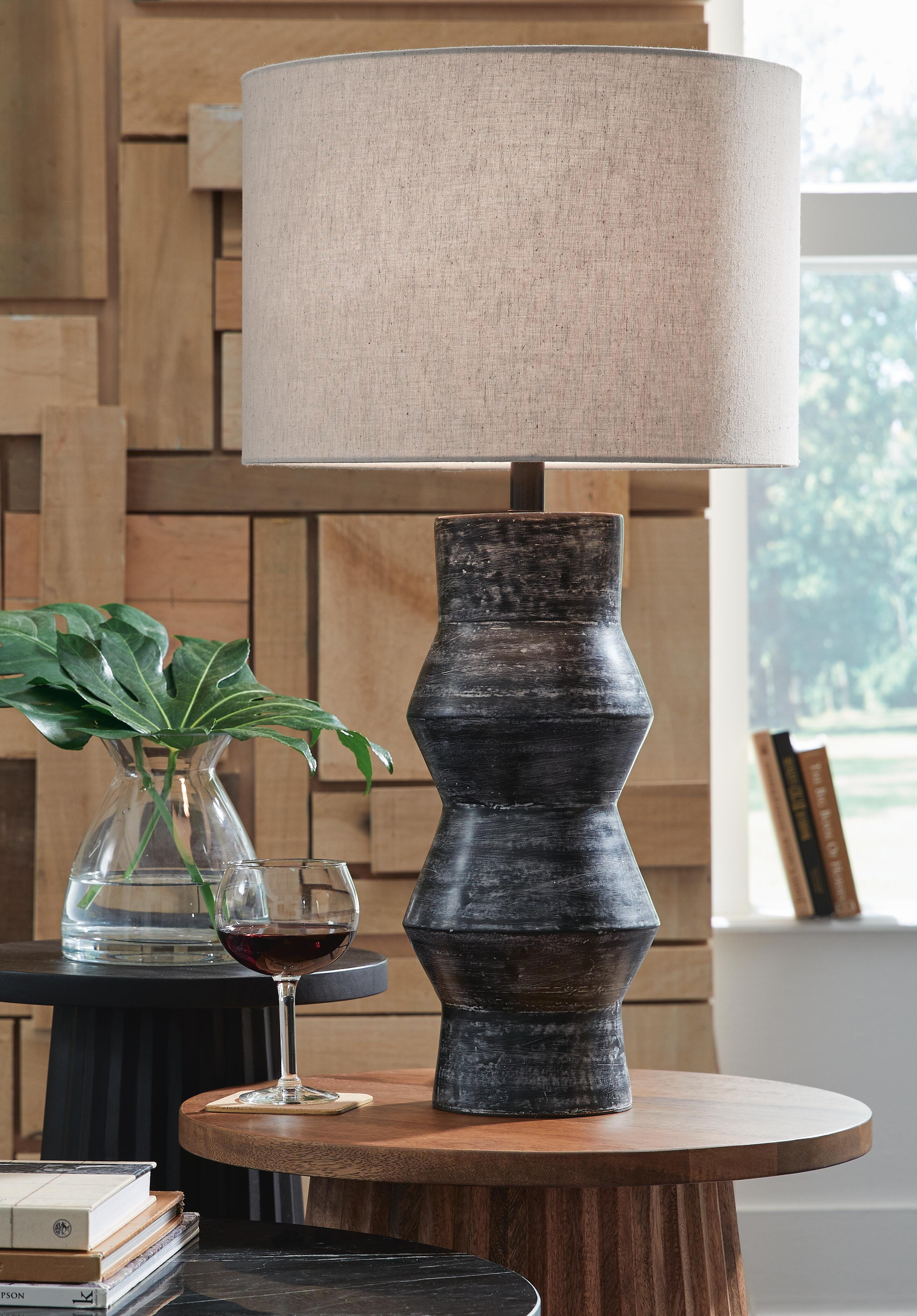 Kerbert Table Lamp - Image 2