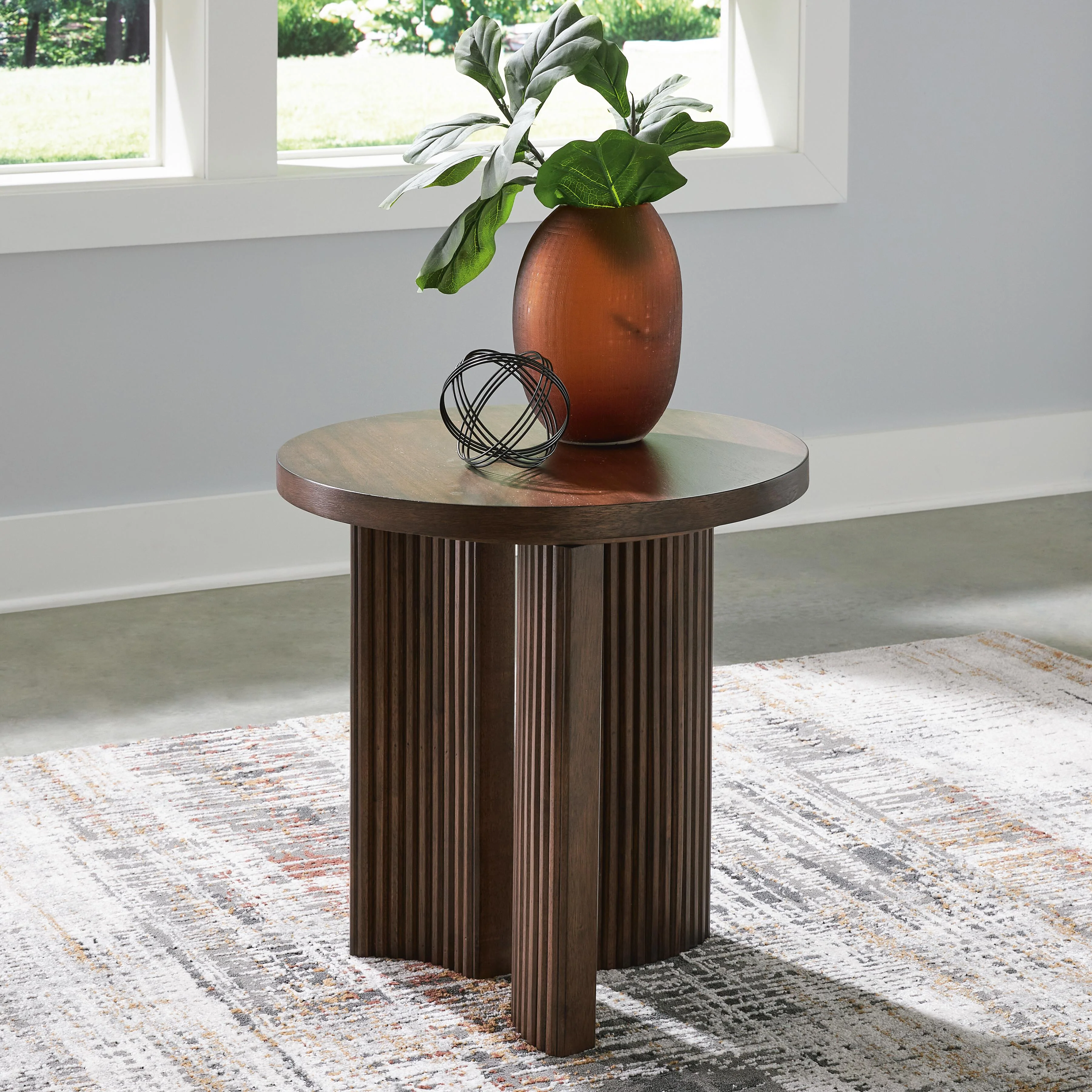 Korestone End Table - Image 2
