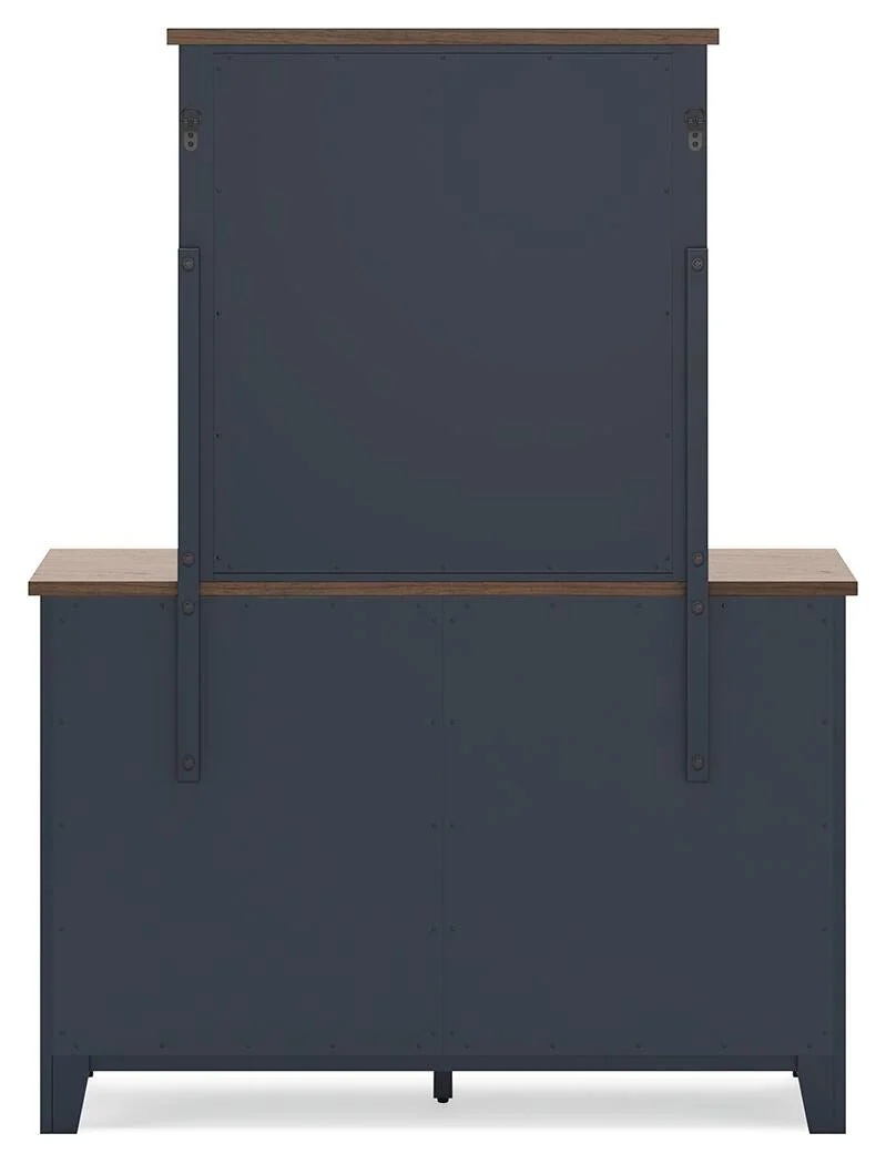 Landocken Bedroom Package - Image 37