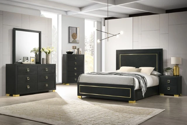 Latimer E.King, Full, & Queen Bed - Image 5